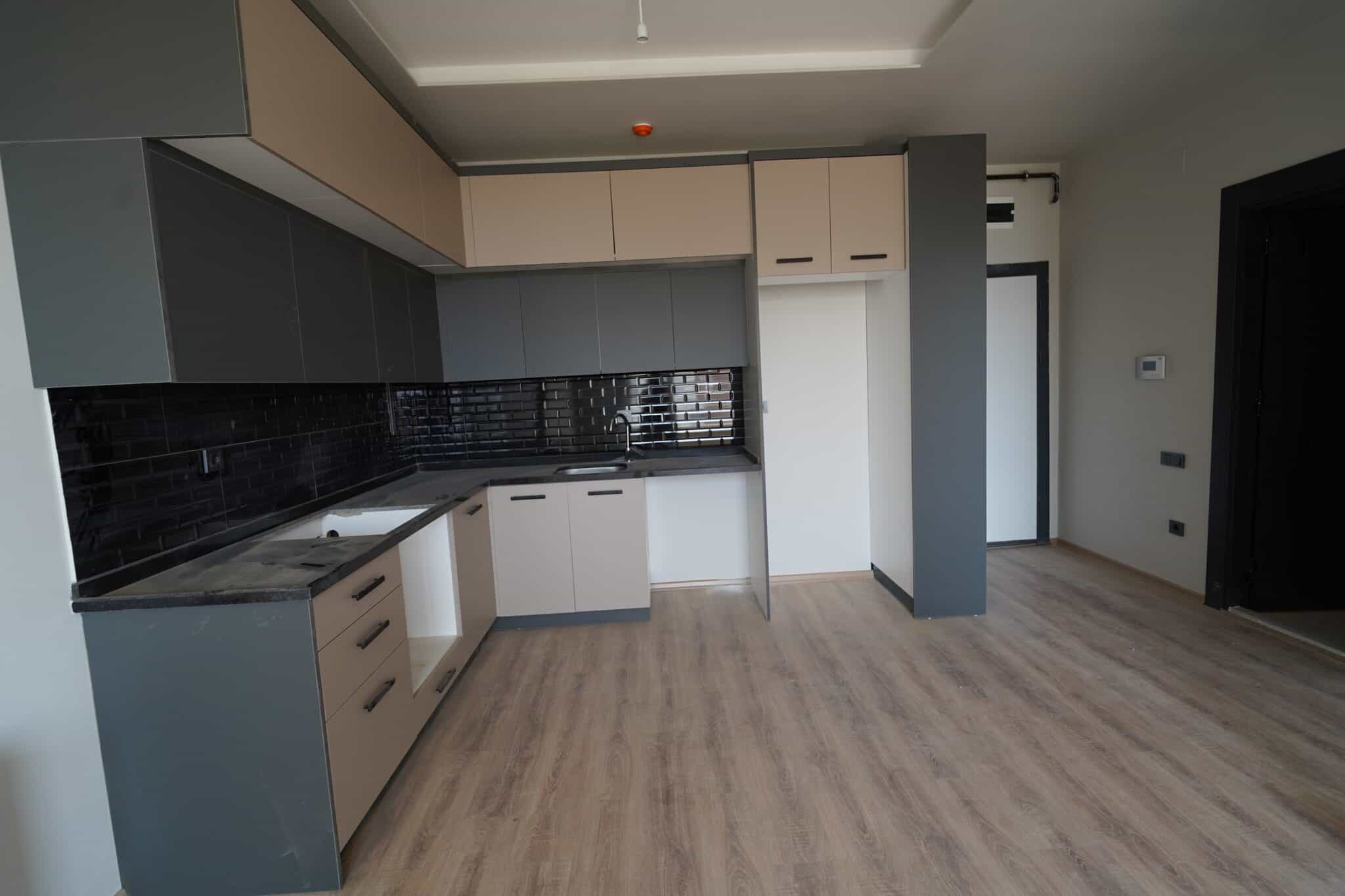 Mersin Erdemli Tömük Exen Projede Satılık Oturuma Hazır 1+1 Güney Cephe Daire