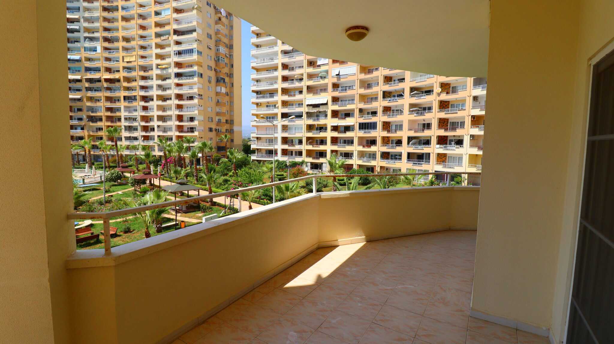 Mersin Erdemli Tömük Flamingo 4 Sitesi Eşyalı Satılık 3+1 Köşe Daire