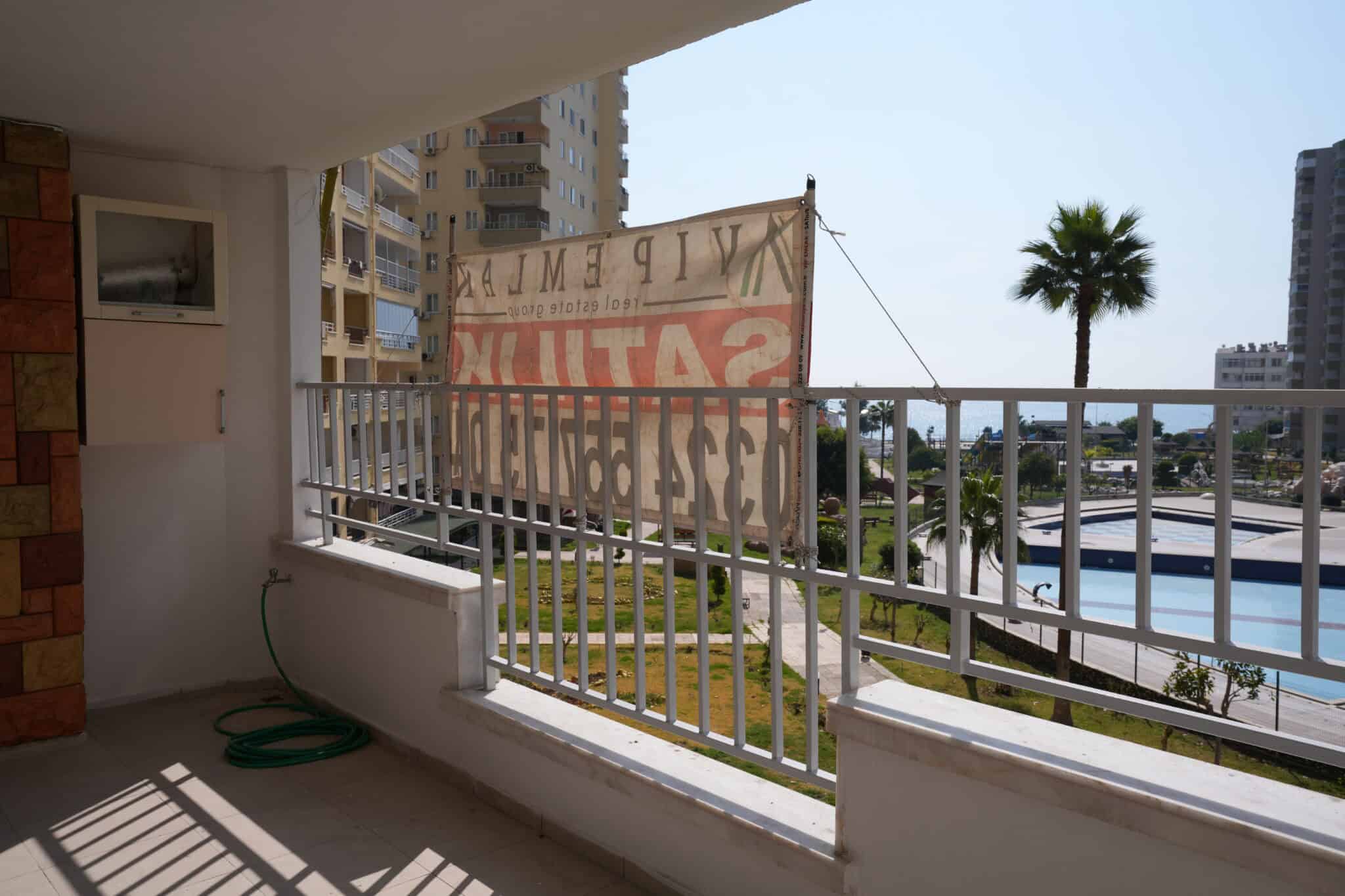 Mersin Erdemli Tömük Flamingo 8 Sitesi  Eşyalı Satılık 3+1 Köşe Daire