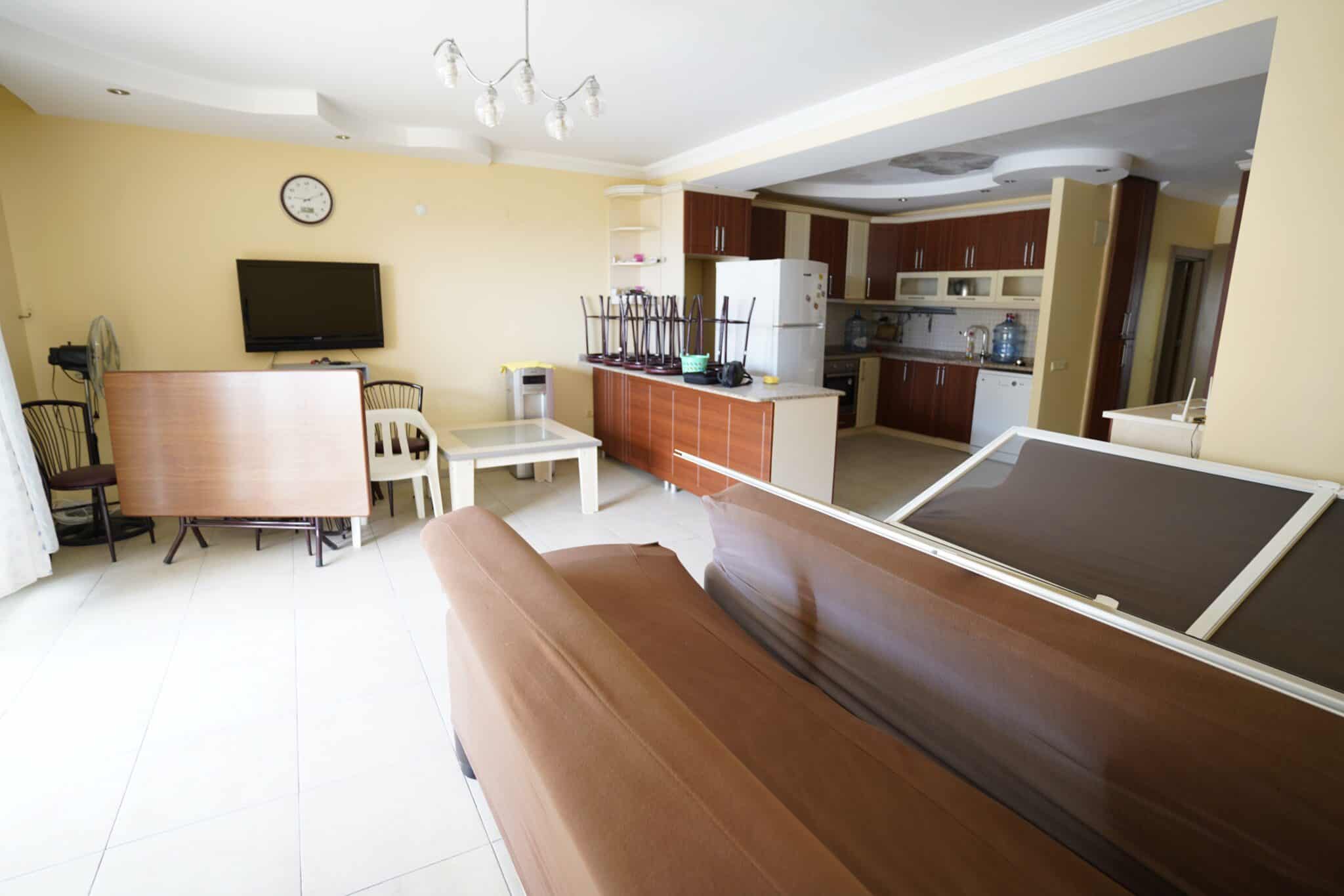 Mersin Erdemli Tömük Flamingo 8 Sitesi  Eşyalı Satılık 3+1 Köşe Daire