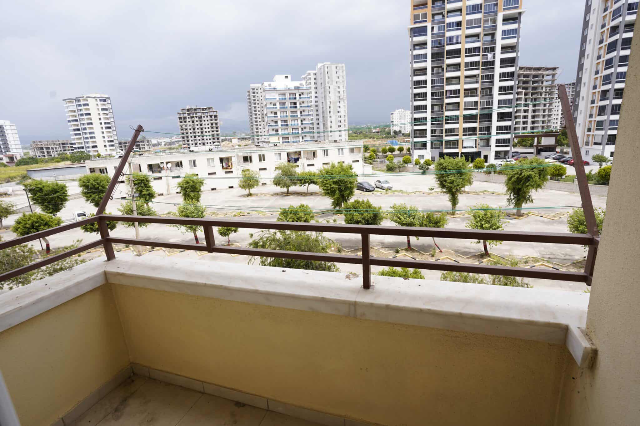 Mersin Erdemli Tömük Flamingo 8 Sitesi  Eşyalı Satılık 3+1 Köşe Daire