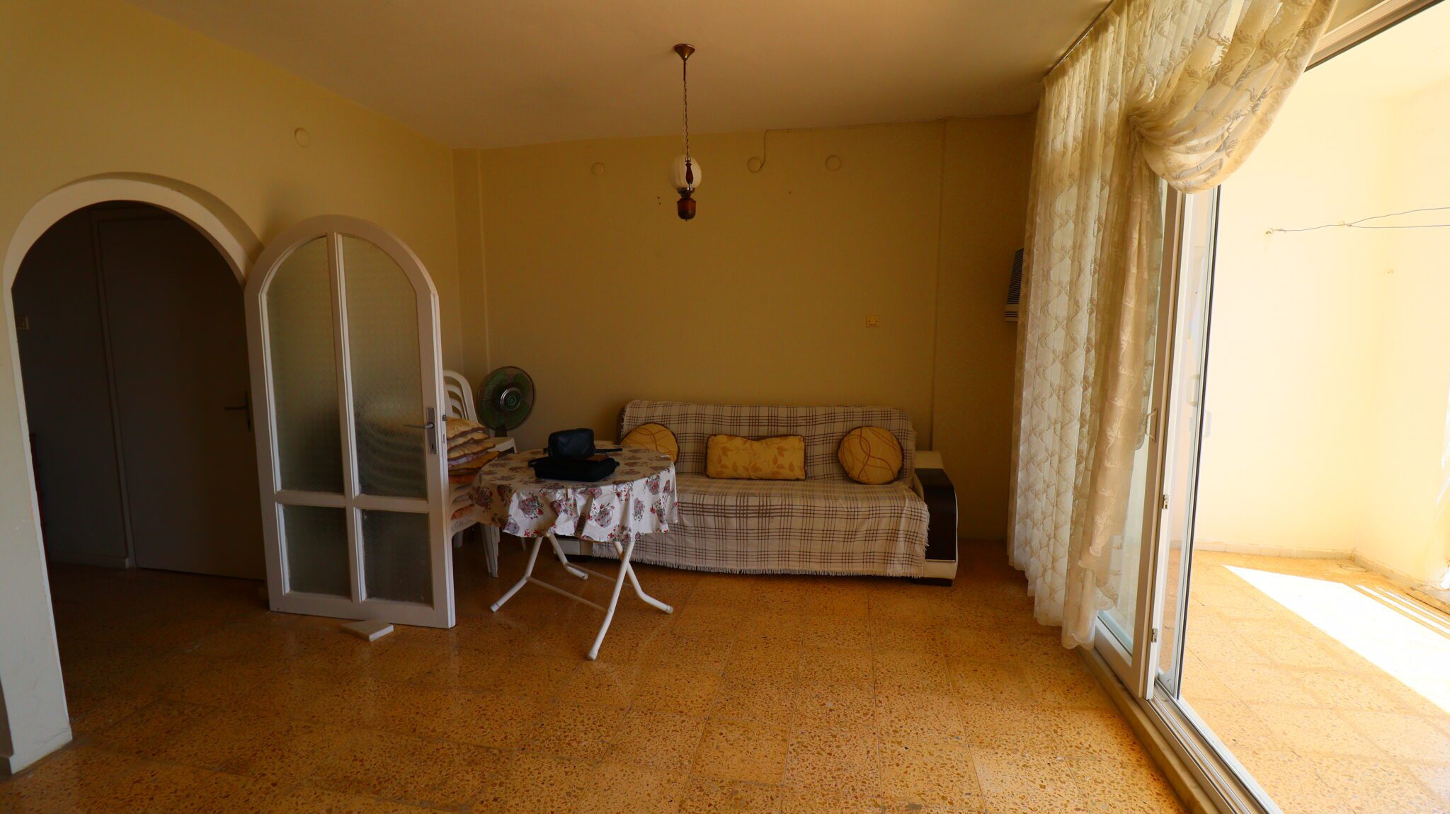 Mersin Erdemli Tömük Tatil Sitesi Eşyalı Satılık 2+1 Bakımlı Daire