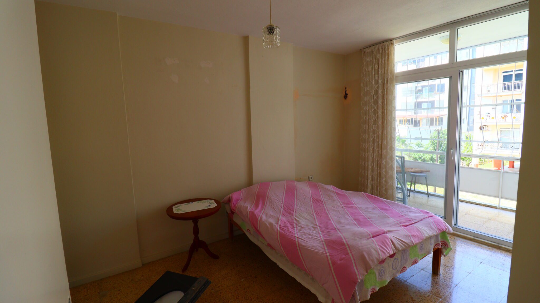 Mersin Erdemli Tömük Tatil Sitesi Eşyalı Satılık 2+1 Bakımlı Daire