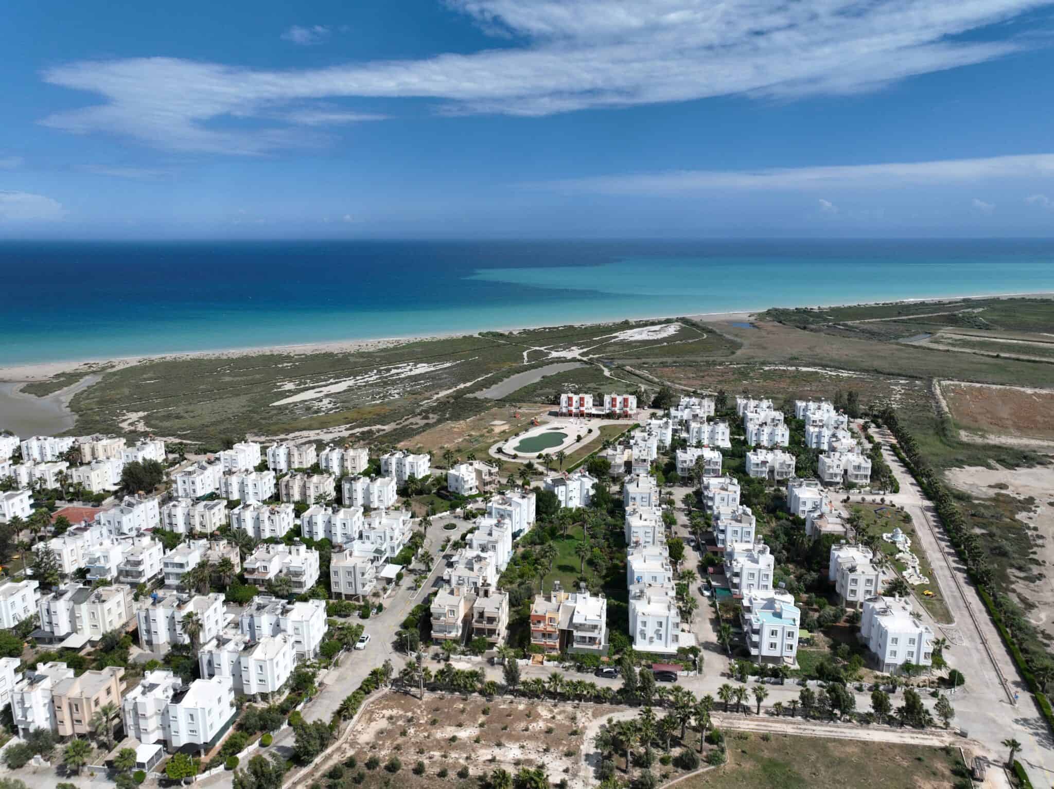 Mersin Silifke Arkum Mekan Sitesi Satılık Bakımlı 4+1 Villa