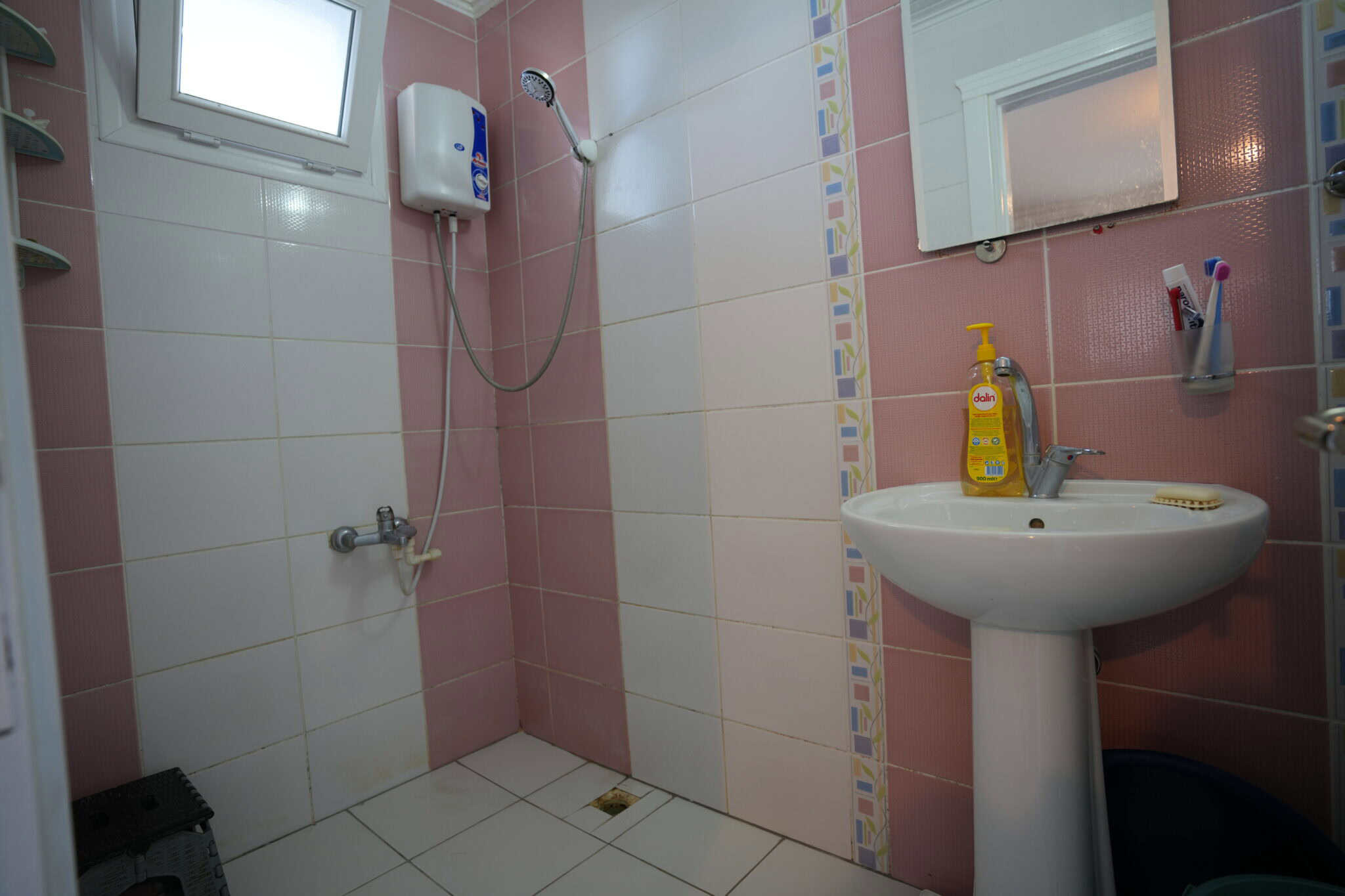 Mersin Erdemli Merkez Şenler Sitesi  Satılık Masrafsız 3+1 Daire