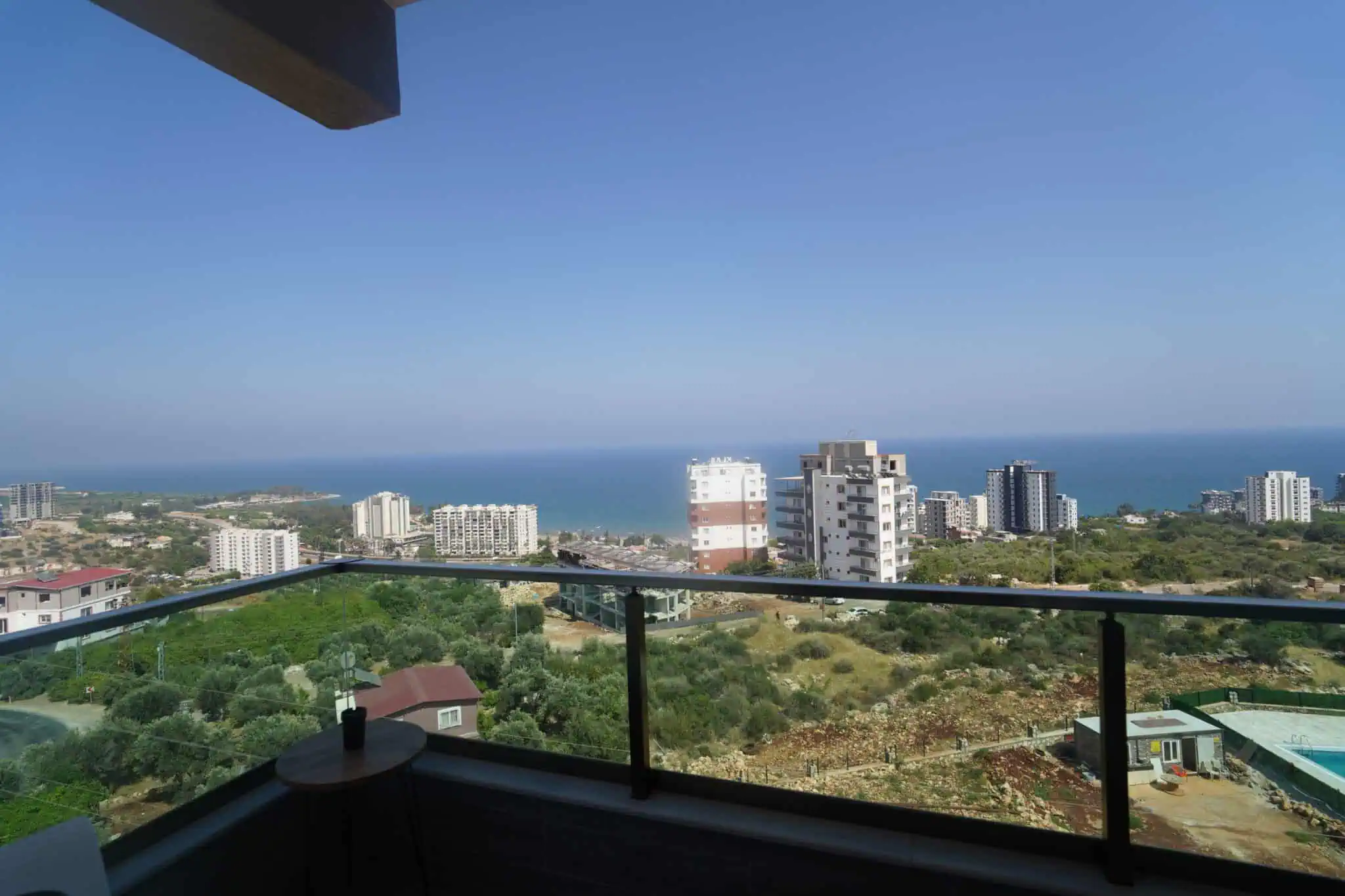 Mersin Erdemli Ayaş Atılım Konutları Satılık 2+1 Eşyalı Lüks Daire