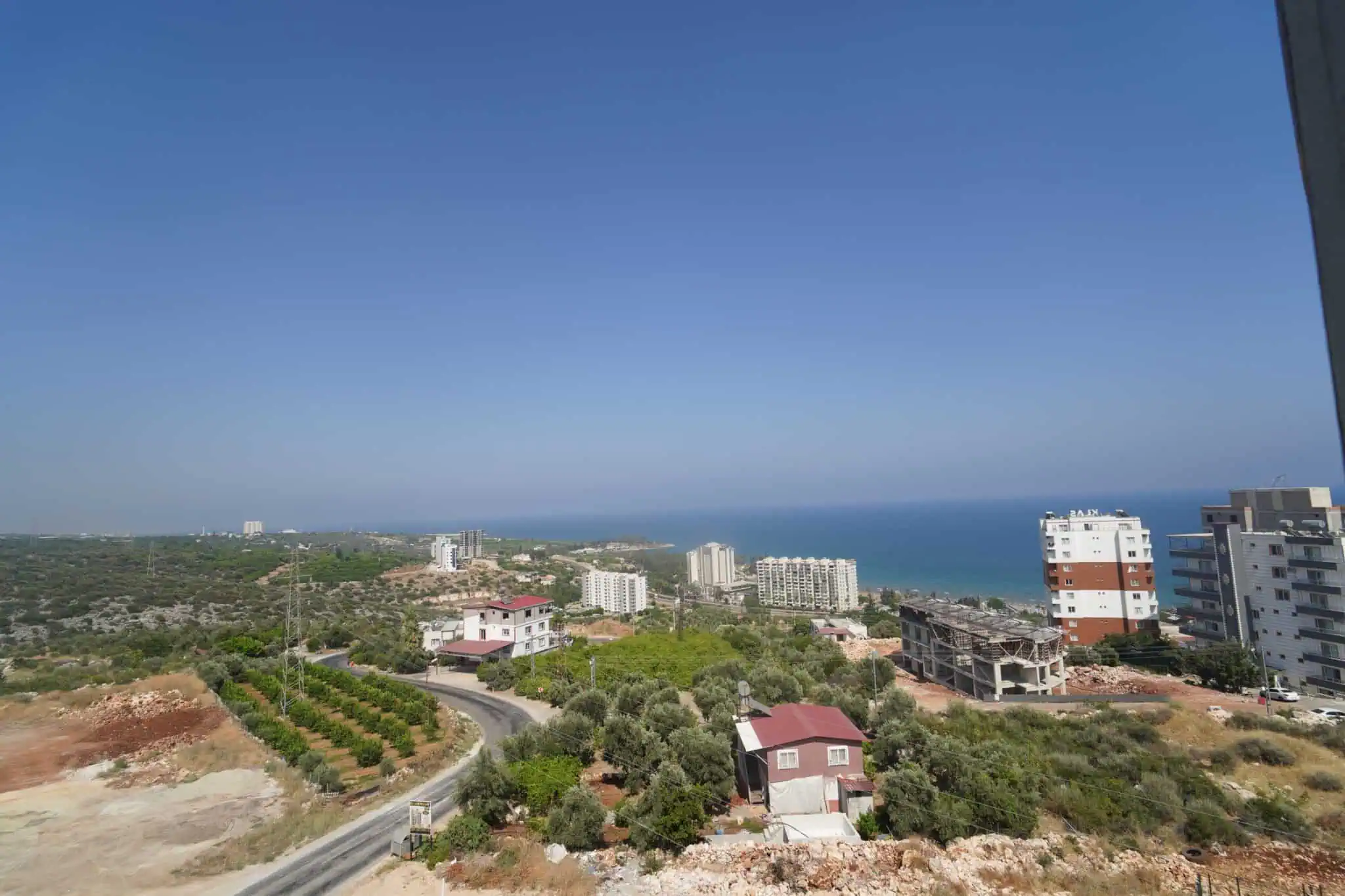 Mersin Erdemli Ayaş Atılım Konutları Satılık 2+1 Eşyalı Lüks Daire