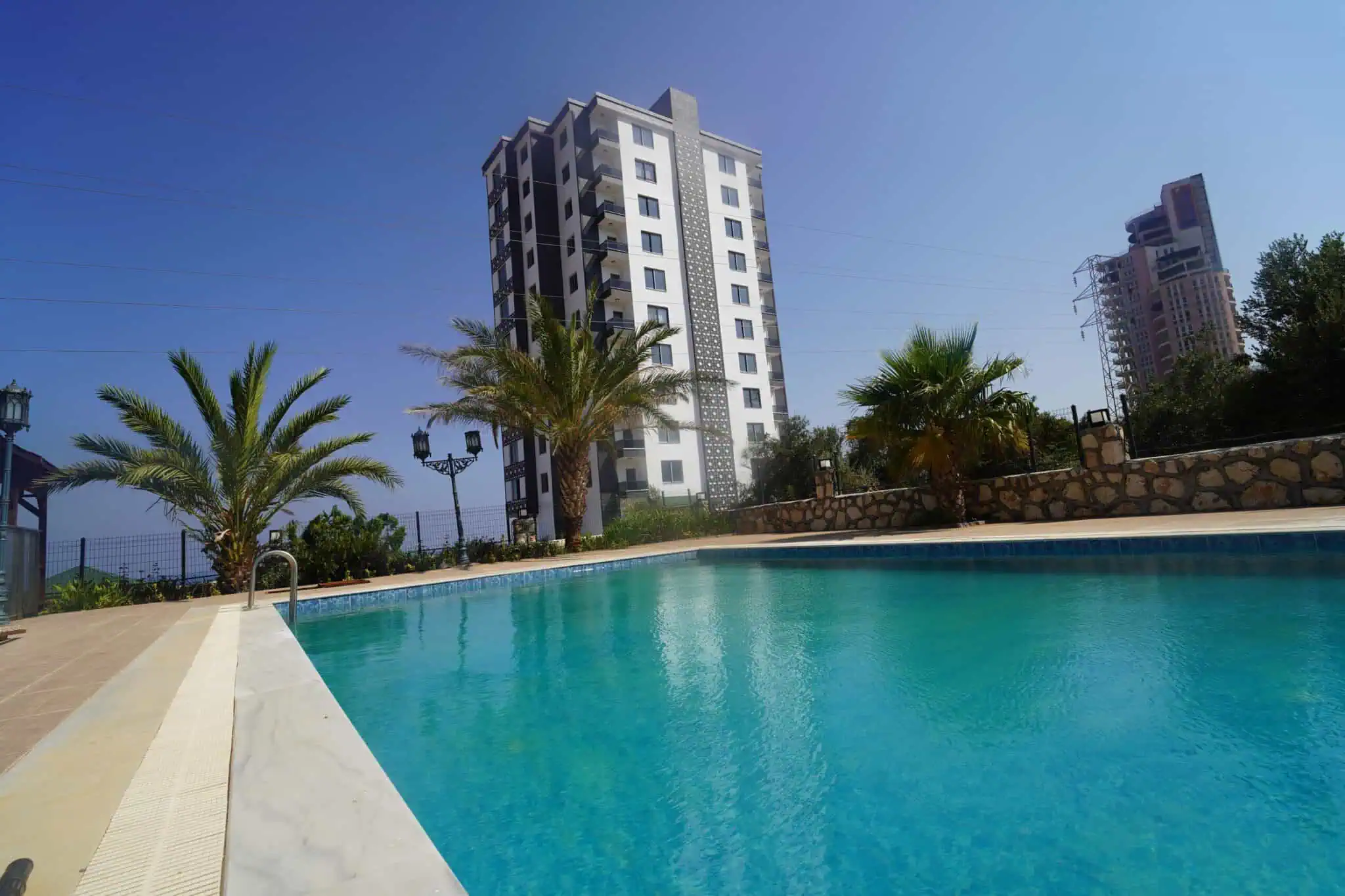 Mersin Erdemli Ayaş Atılım Konutları Satılık 2+1 Eşyalı Lüks Daire