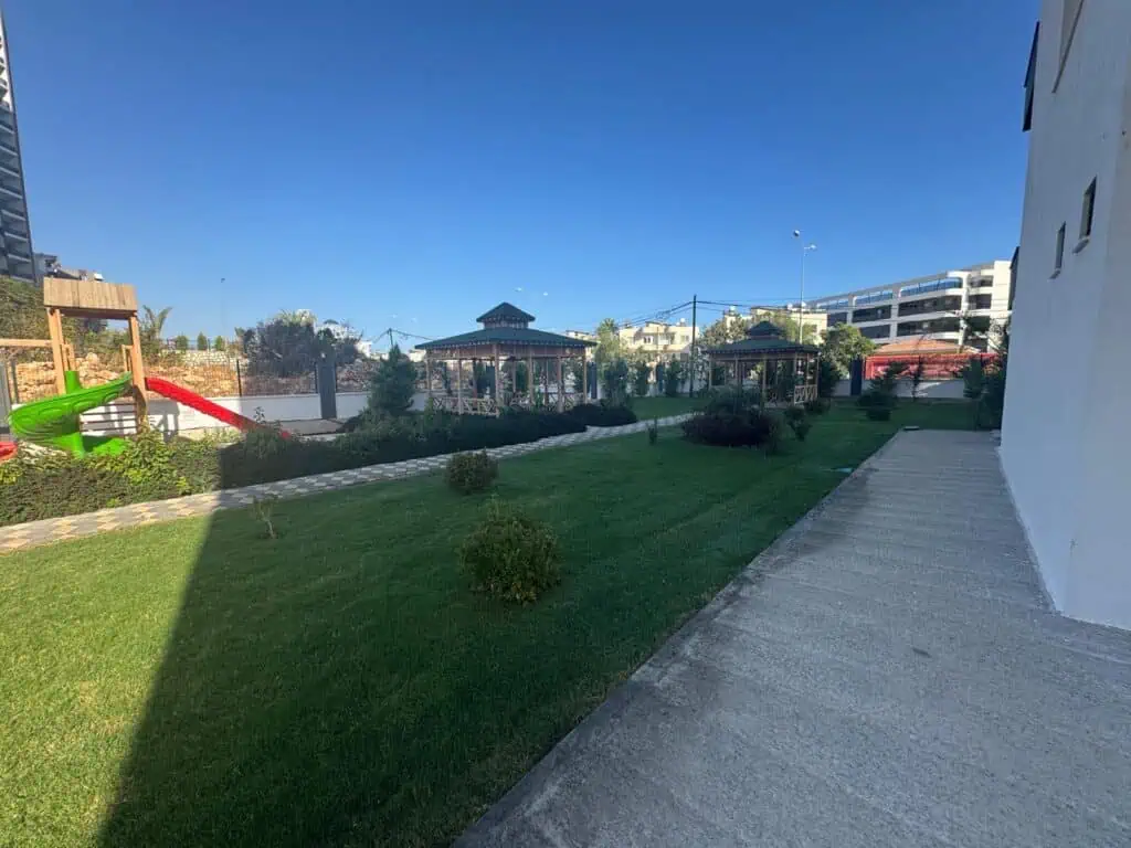 Mersin Erdemli Ayaş Bluesea Denize Yakın Satılık 2+1 Daire