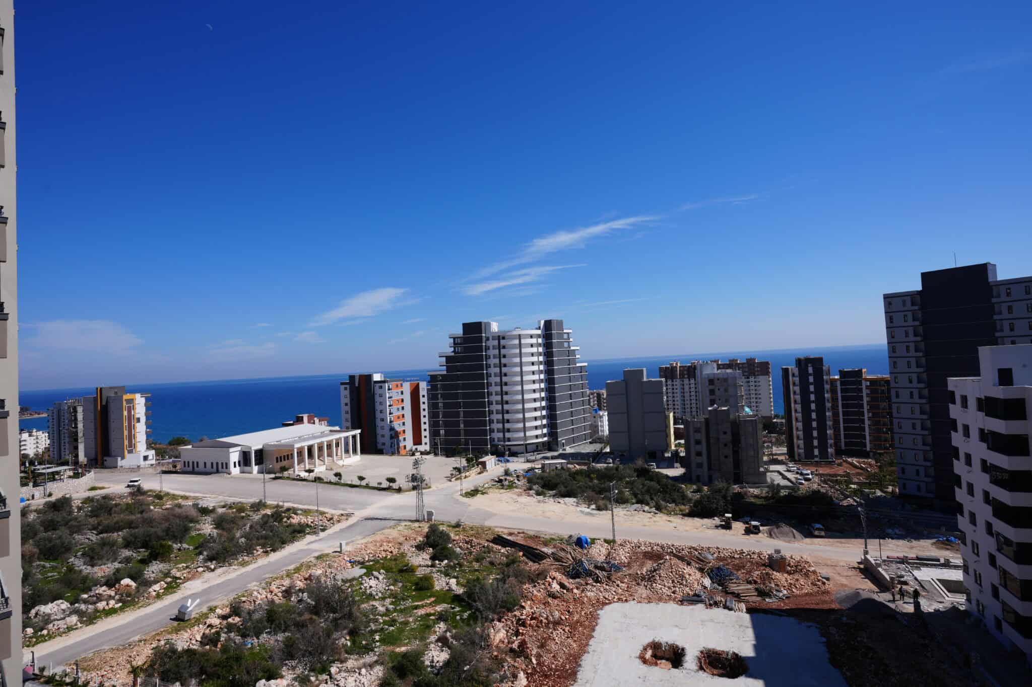 Mersin Erdemli Ayaş Ferons  1+1 Deniz Manzaralı Satılık Daire
