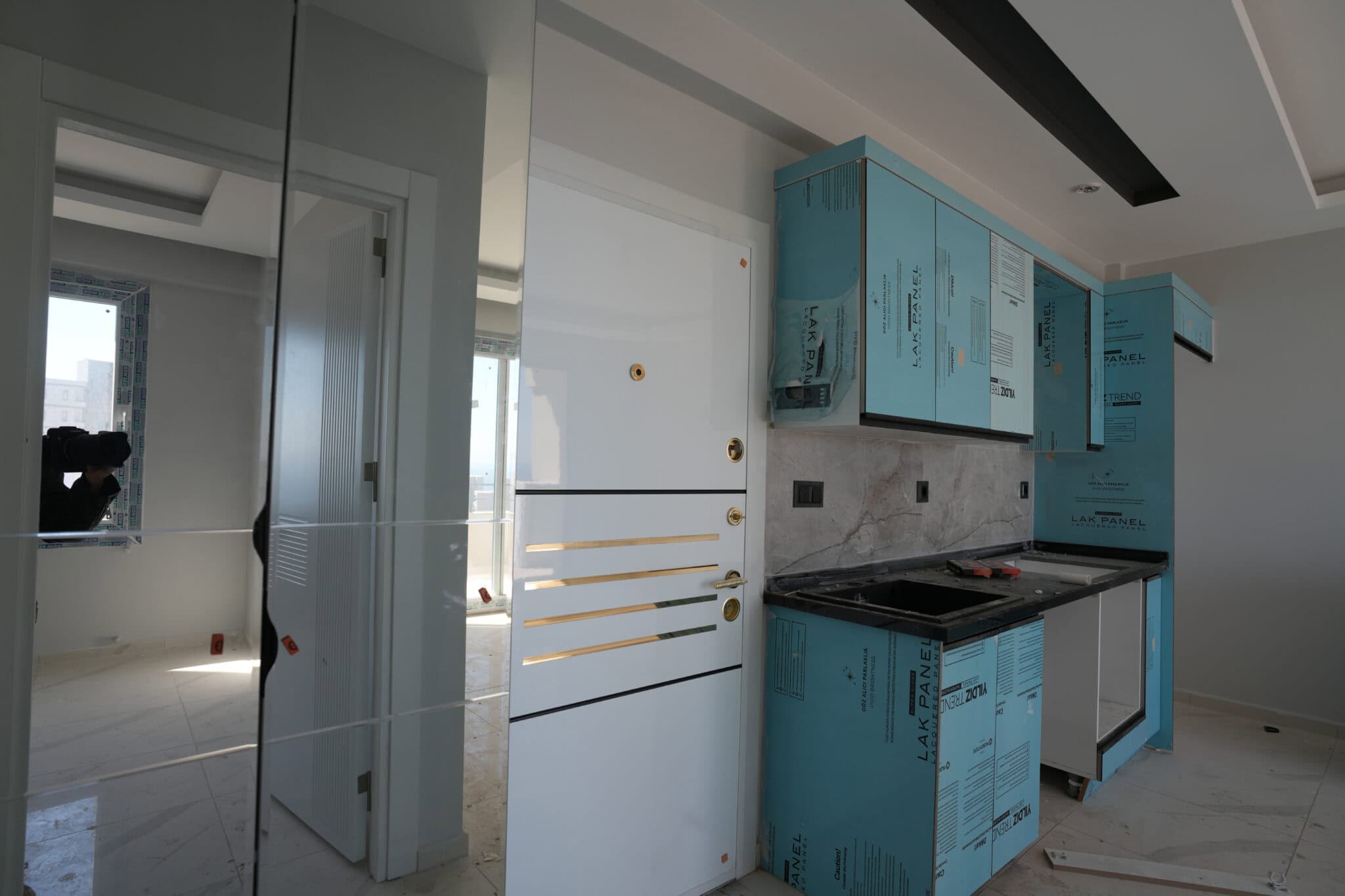 Mersin Erdemli Ayaş Ferons  1+1 Deniz Manzaralı Satılık Daire