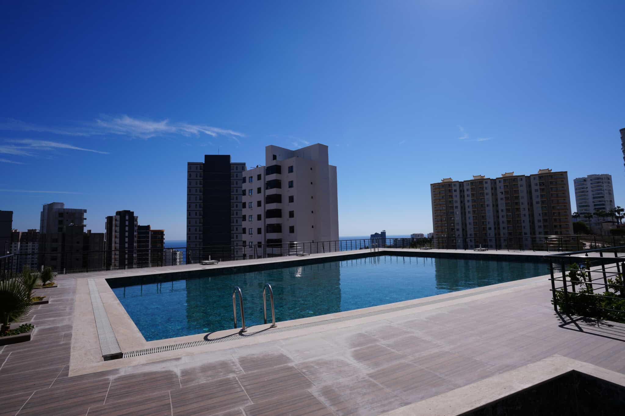 Mersin Erdemli Ayaş Ferons  1+1 Deniz Manzaralı Satılık Daire
