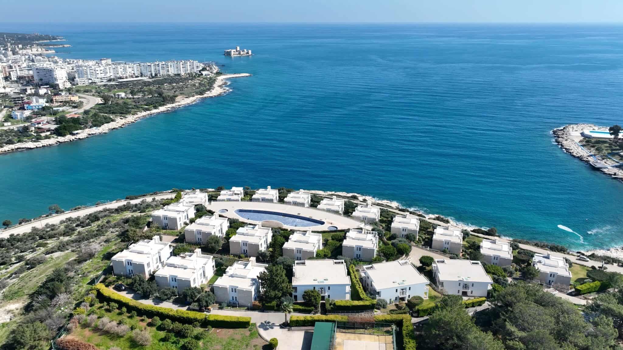 Mersin Erdemli Narlıkuyu Osiris Village Kiralık  4+1 Ön Villa