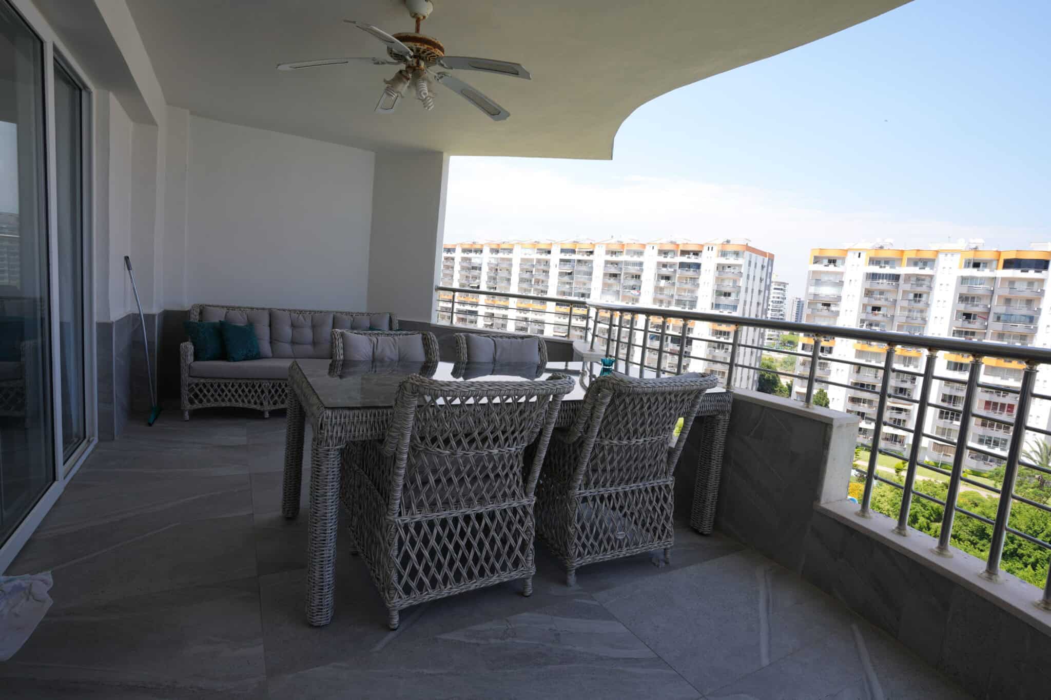 Mersin Erdemli Kargıpınarı Queenaba Sitesi   3+1 Satılık Kafa Daire