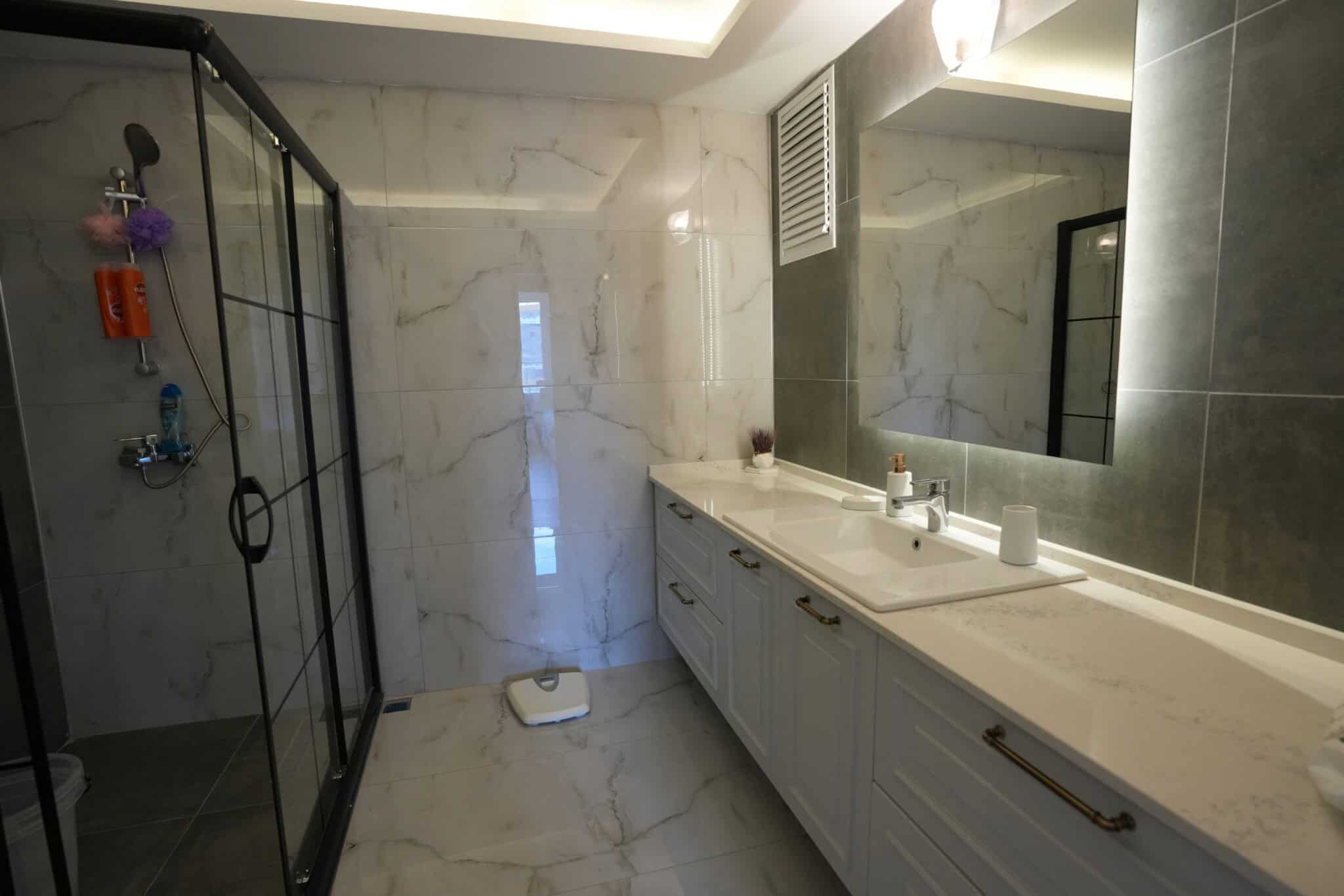 Mersin Erdemli Kargıpınarı Queenaba Sitesi   3+1 Satılık Kafa Daire