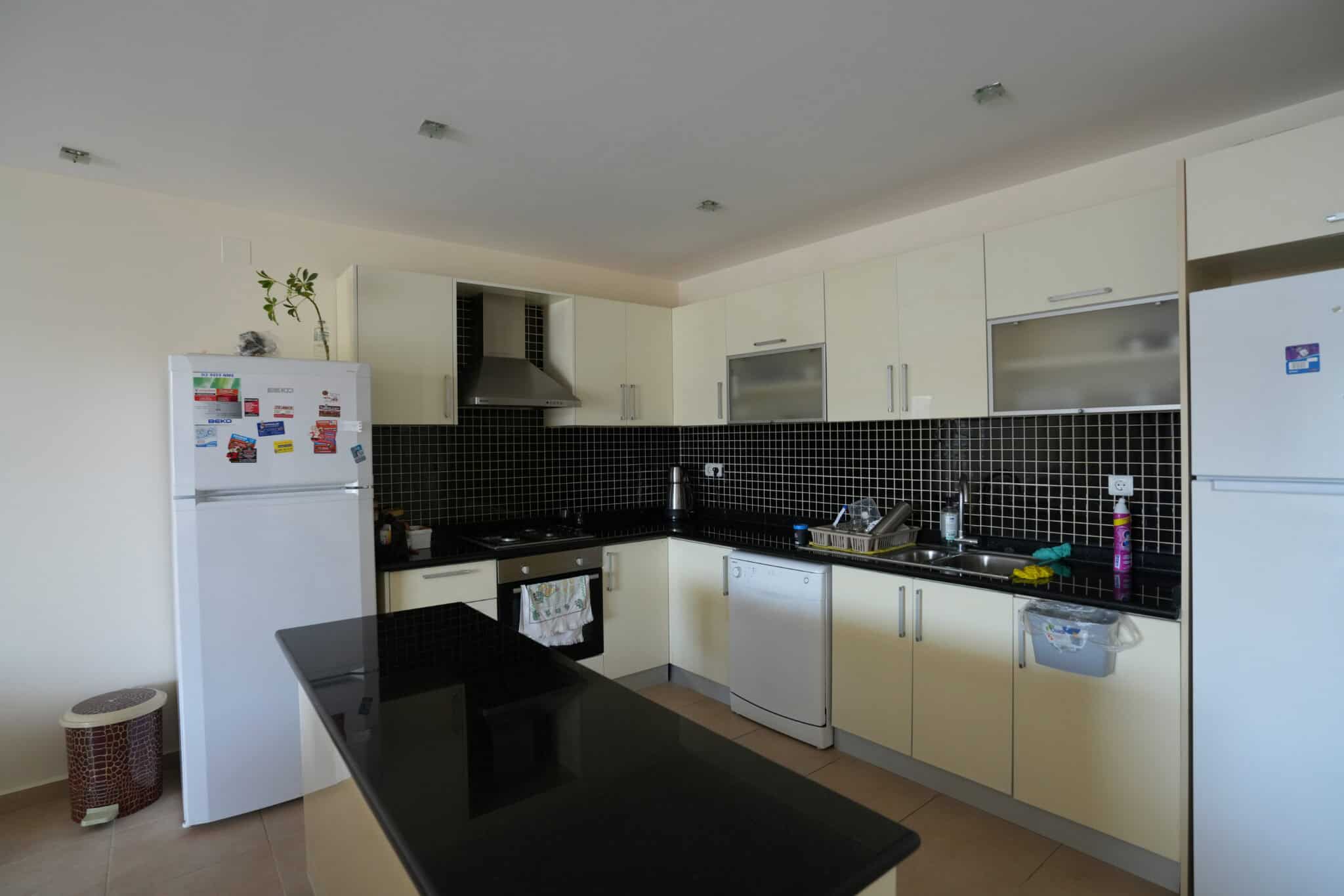 Mersin Erdemli Kargıpınarı Queenaba Sitesi  Satılık  3+1   Daire