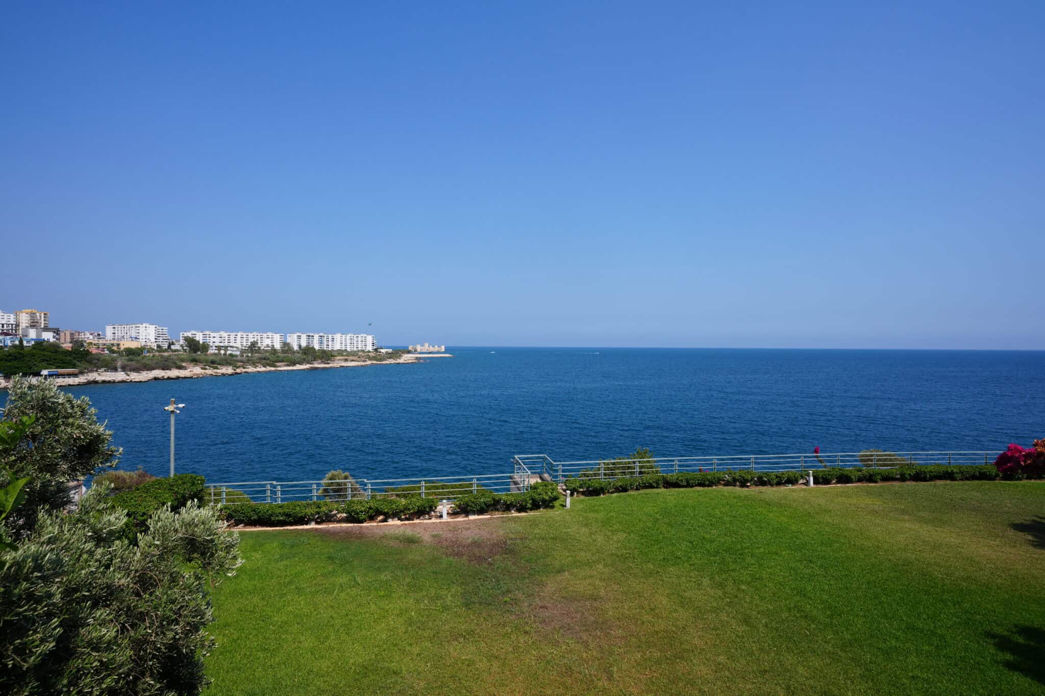 Mersin Erdemli Narlıkuyu Osiris Vilları Satılık 4+1 Köşe Ön Villa 