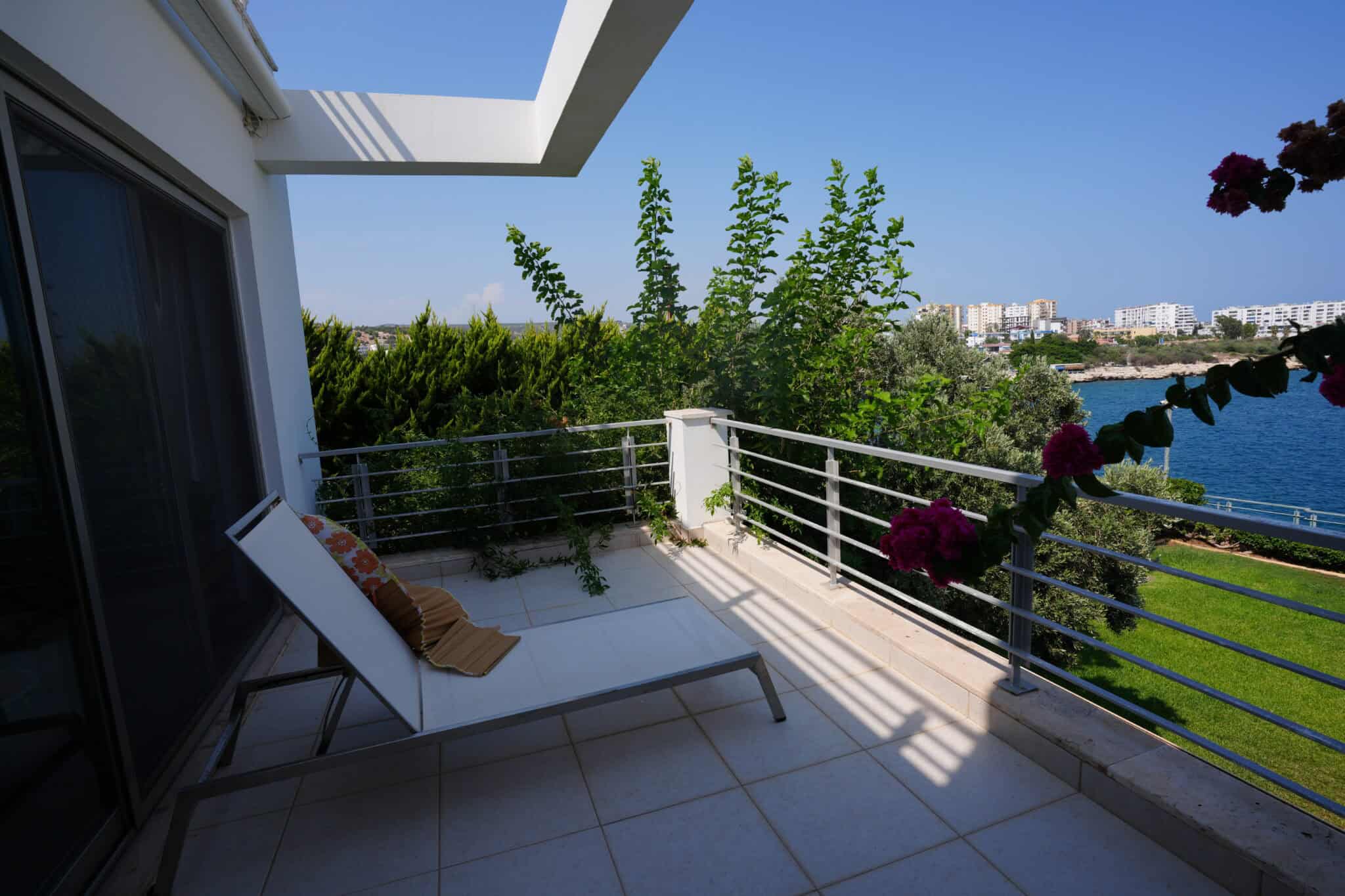 Mersin Erdemli Narlıkuyu Osiris Villas 4+1 Corner Front Villa for Sale 