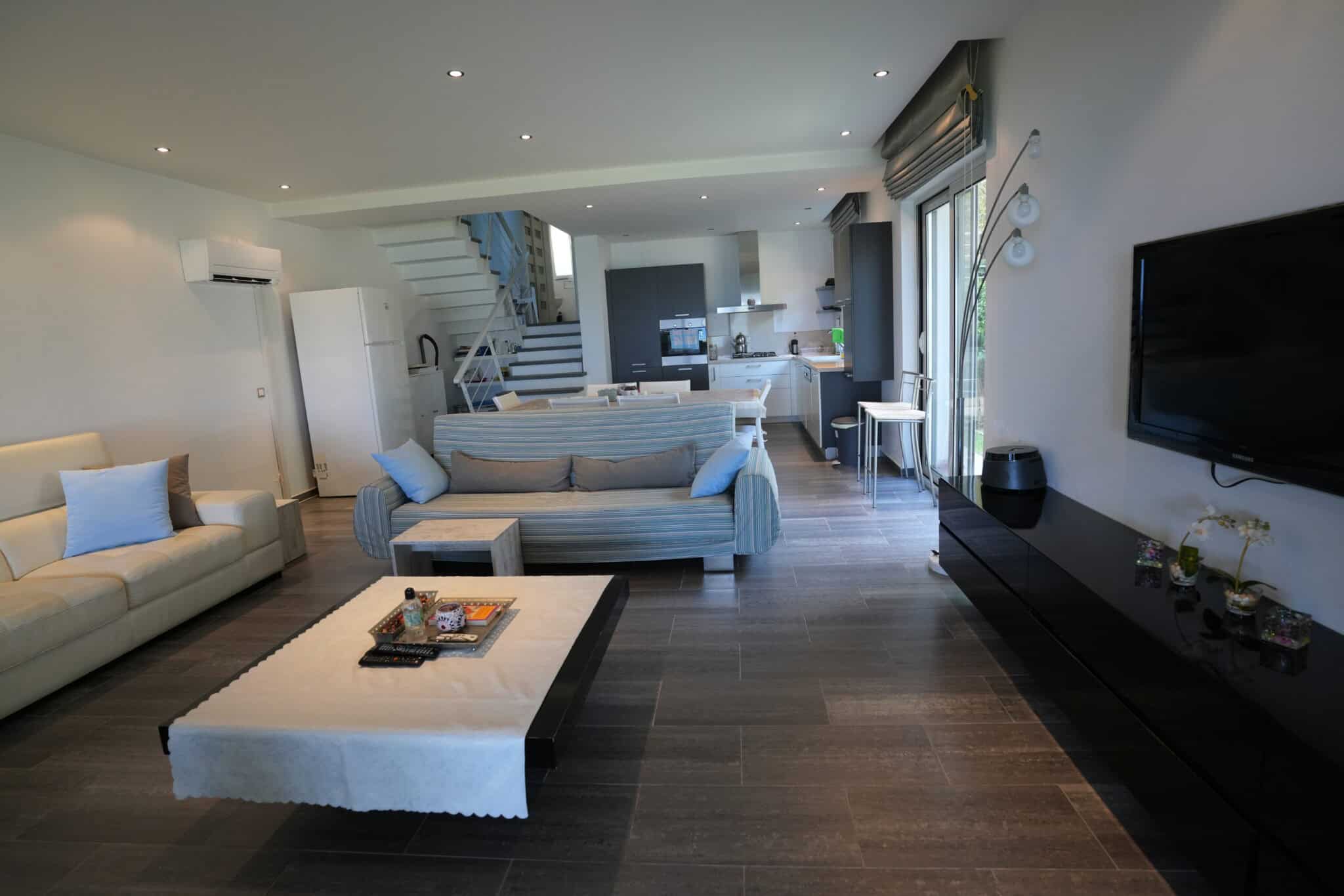 Mersin Erdemli Narlıkuyu Osiris Villas 4+1 Corner Front Villa for Sale 