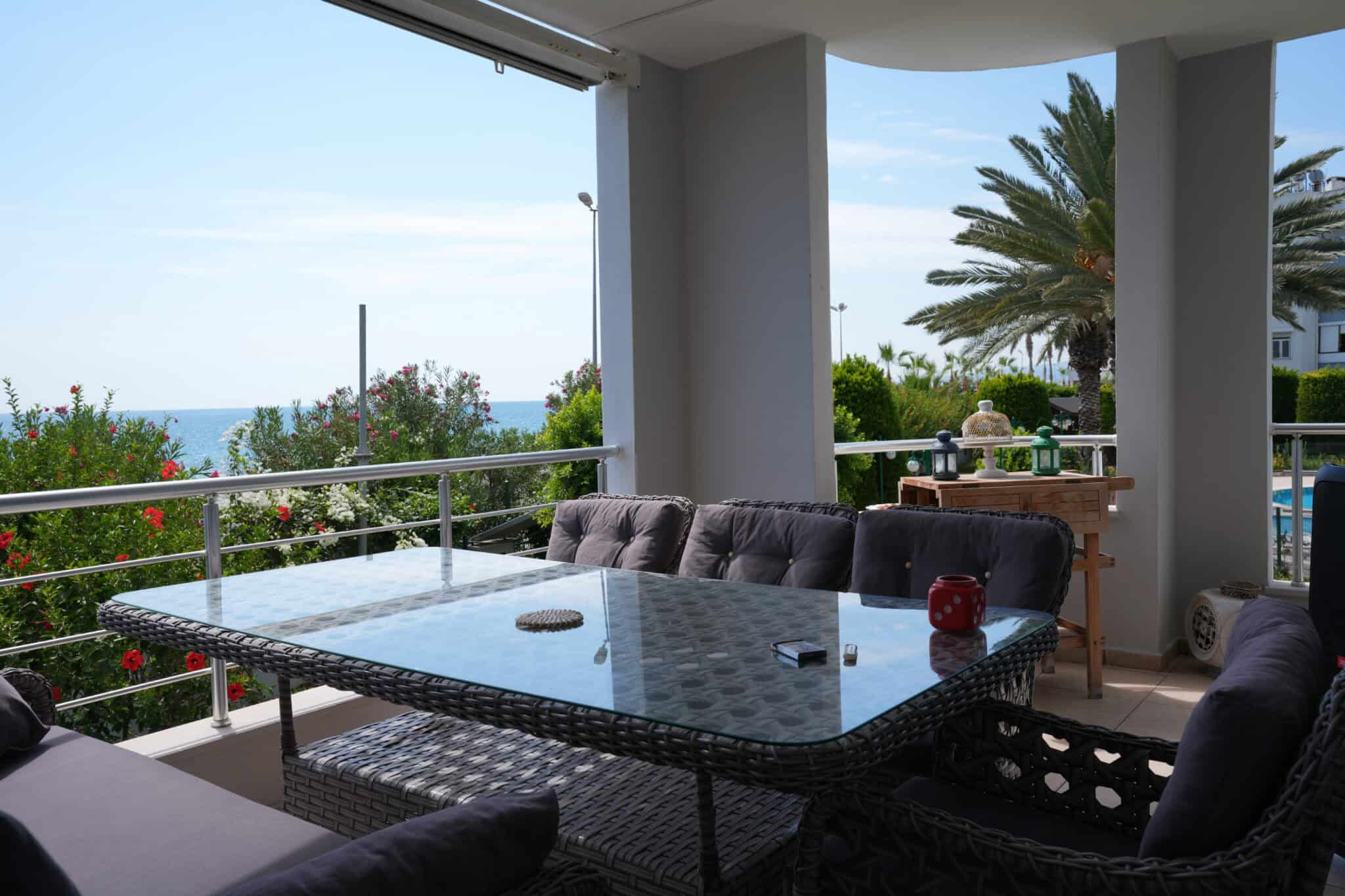 Mersin Erdemli Alata Park Sitesi Denize Sıfır Satılık 4+1 Bahçe Katı Daire