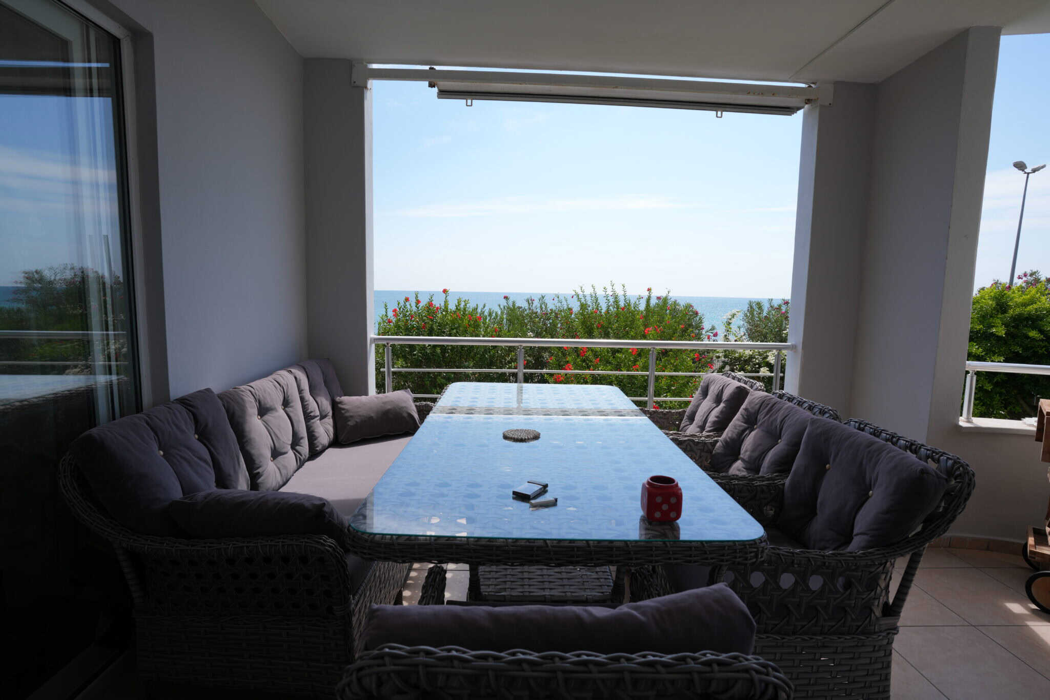Mersin Erdemli Alata Park Sitesi Denize Sıfır Satılık 4+1 Bahçe Katı Daire