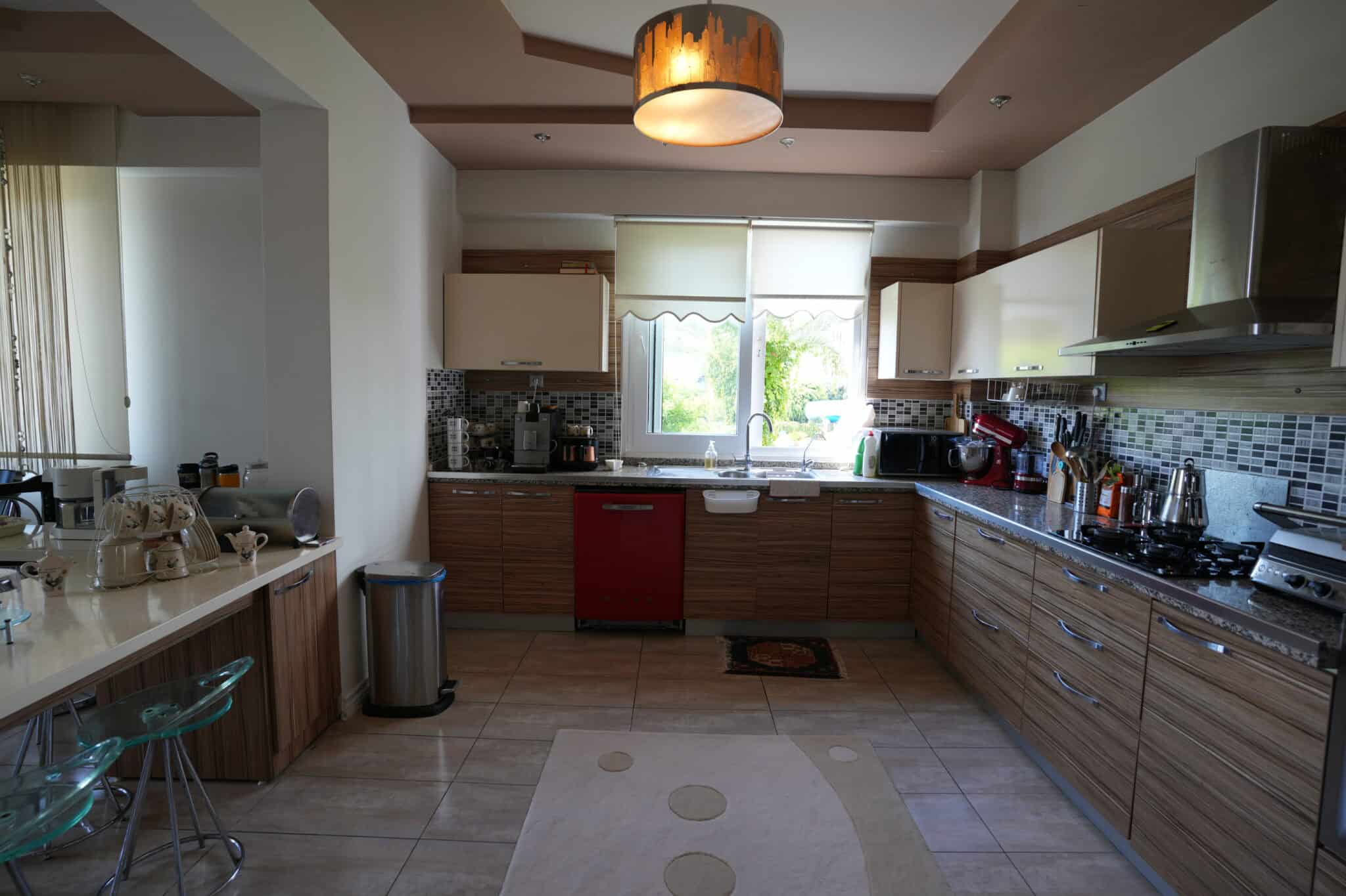 Mersin Erdemli Alata Park Sitesi Denize Sıfır Satılık 4+1 Bahçe Katı Daire