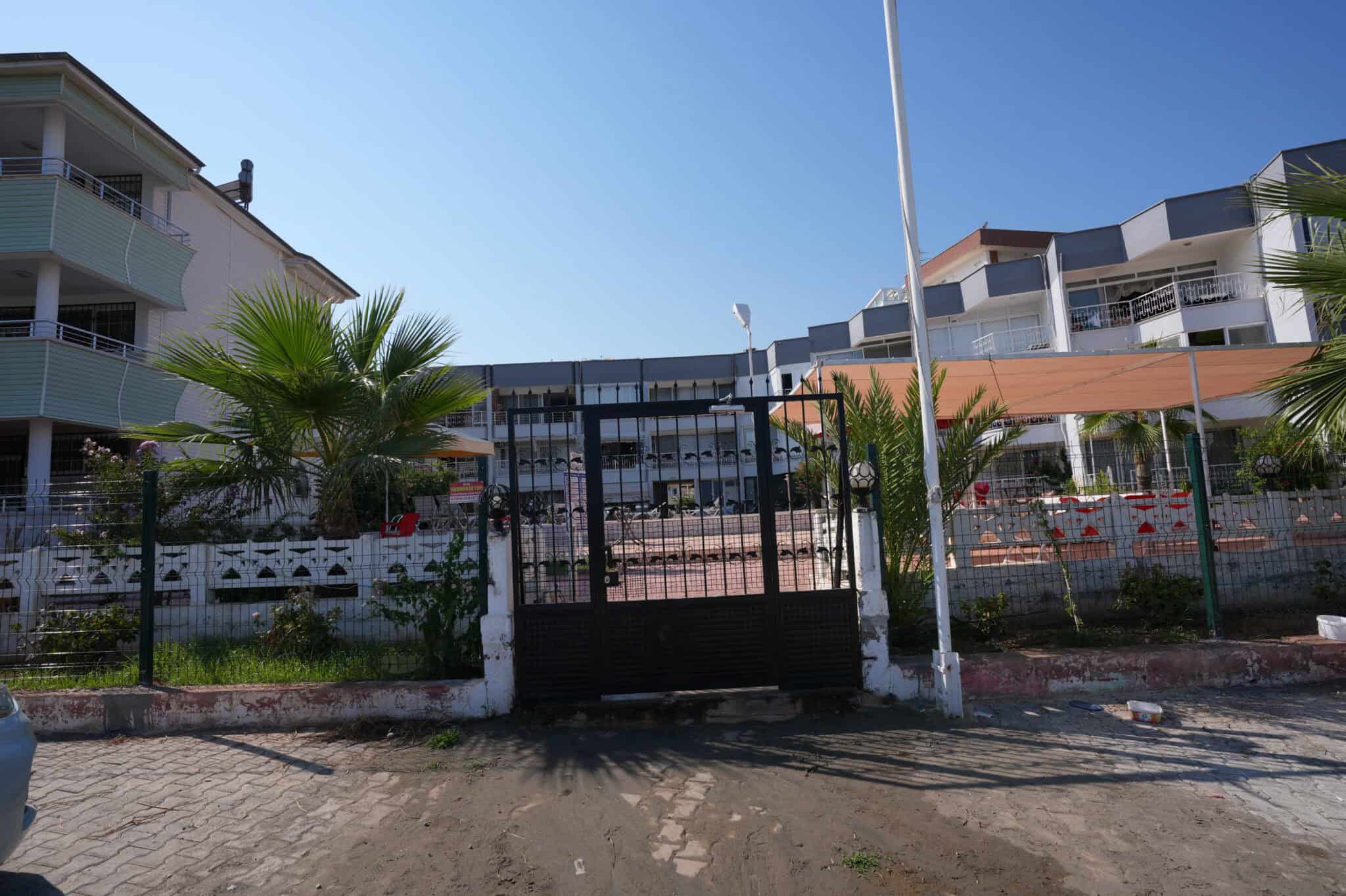 Mersin Erdemli Kocahasanlı Gür Tur 2 Sitesi Satılık 3+1 Daire