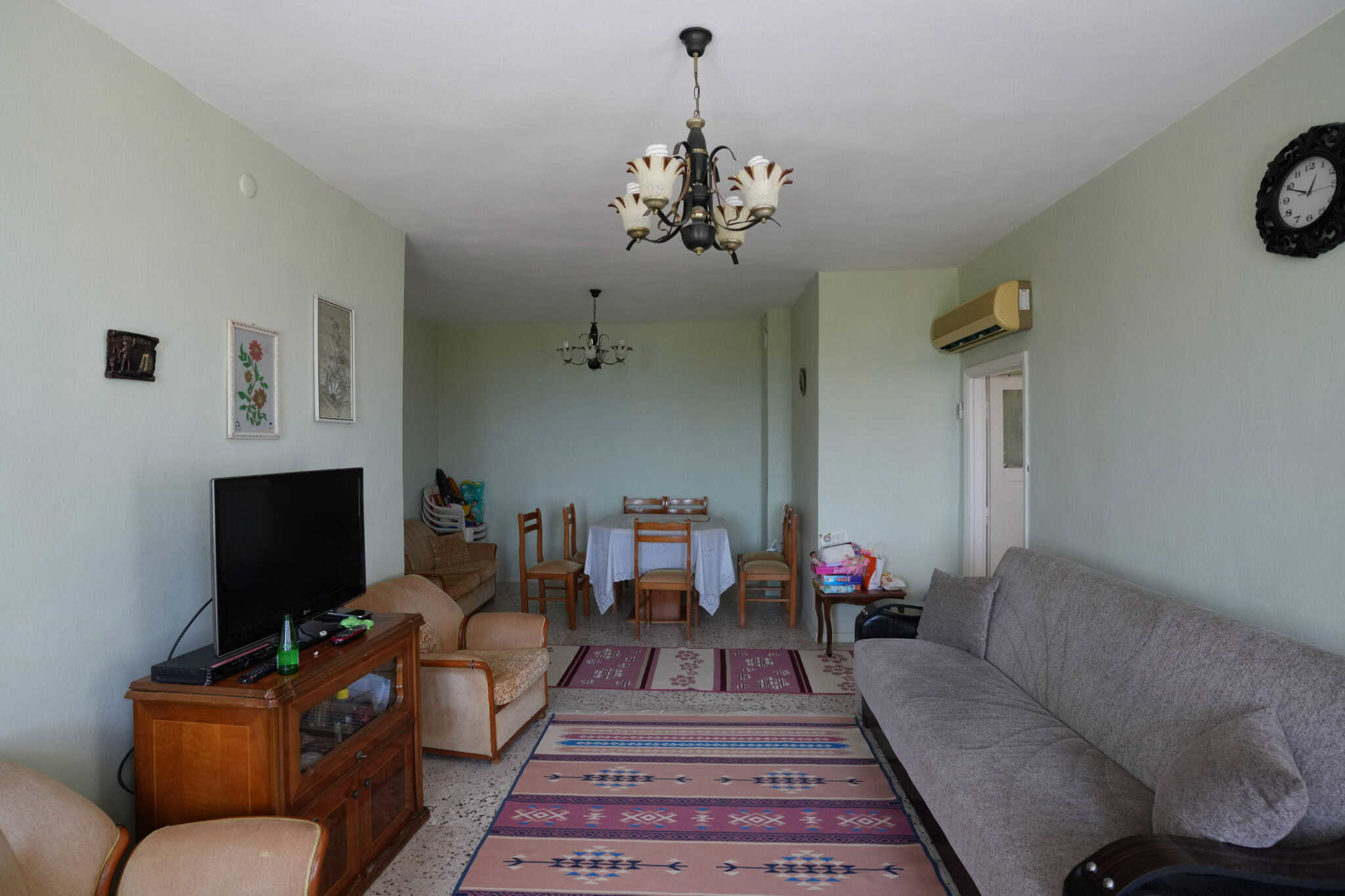 Mersin Erdemli Center Sea Front 3+1 Apartment For Sale