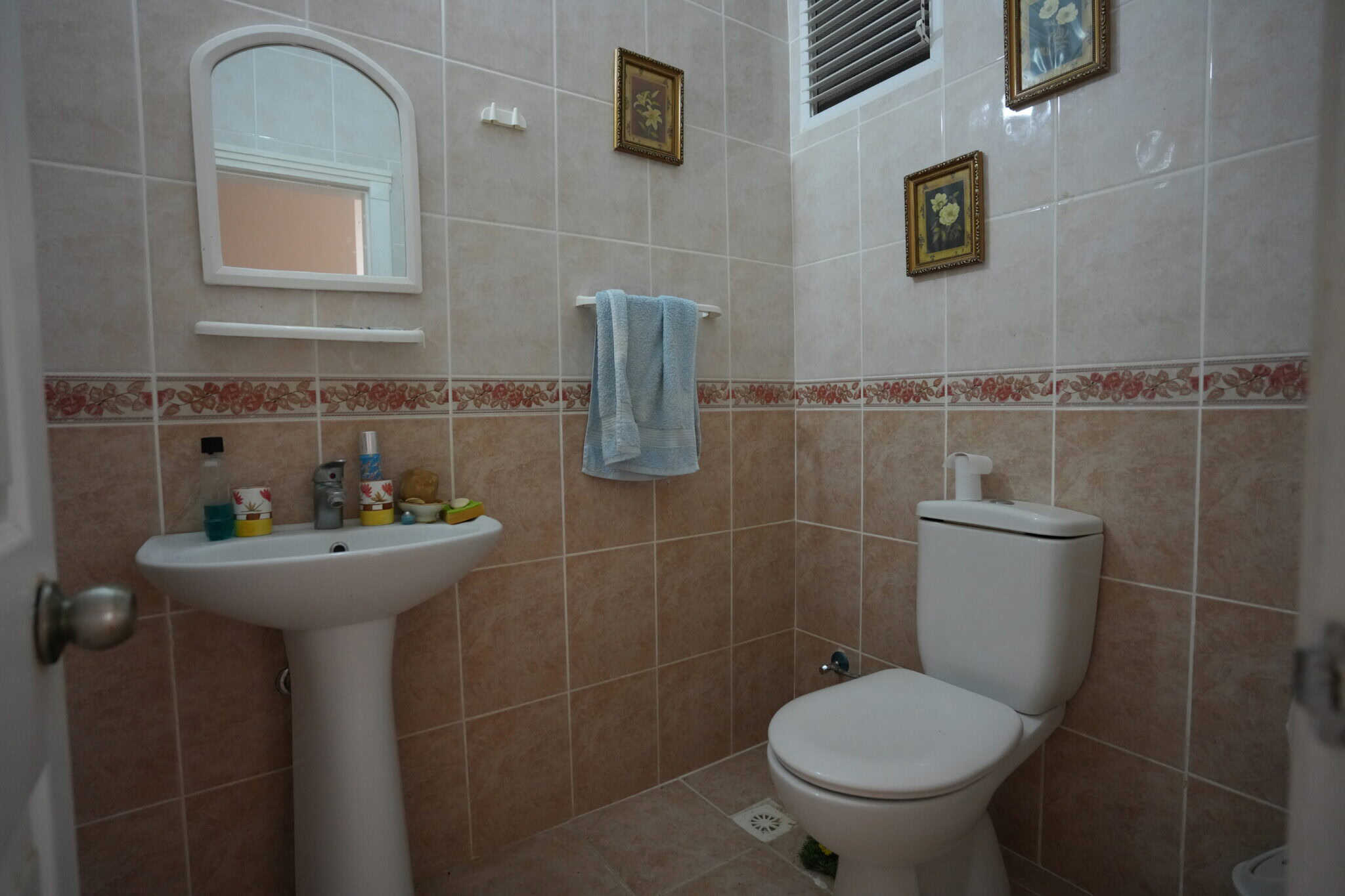 Mersin Erdemli Ayaş Club Alga Sitesi Denize Sıfır 3+1 Satılık Yazlık Daire