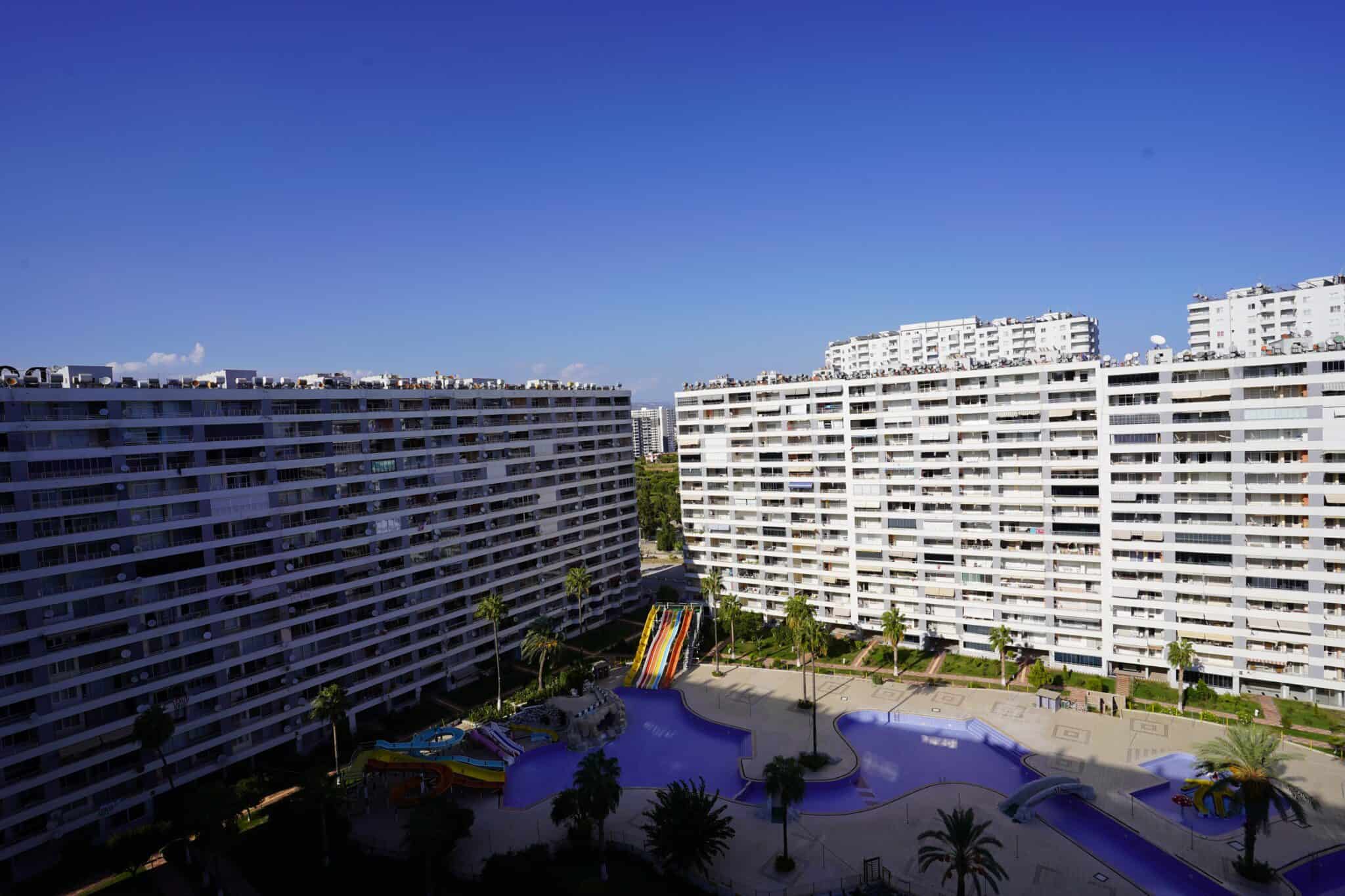 MERSİN ERDEMLİ TÖMÜK DOĞAN AQUAPARK SİTESİ 2+1 SATILIK DAİRE