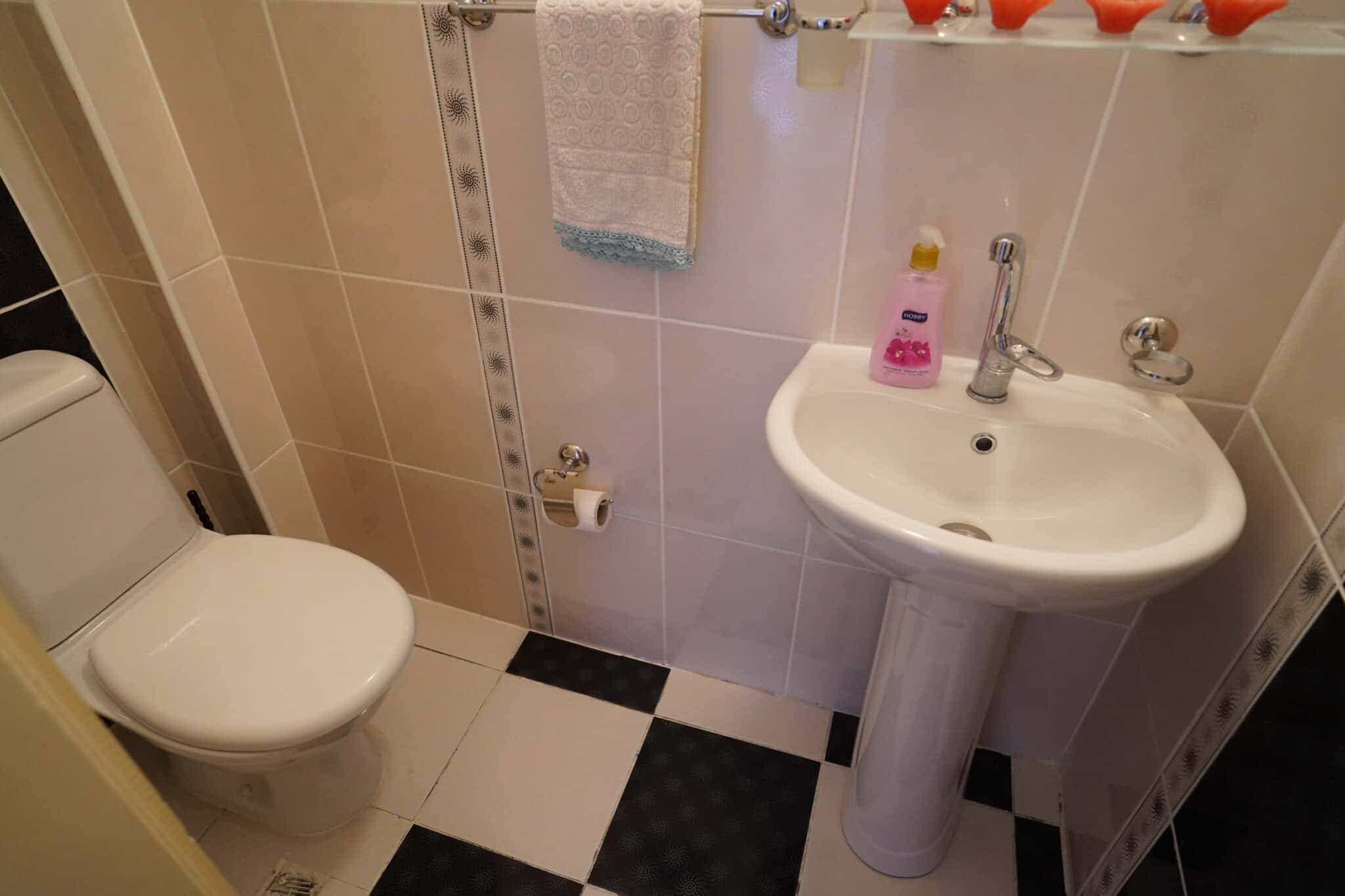 Mersin Erdemli Tömük Amasyalılar Sitesi Eşyalı Satılık 3+1 Bakımlı Daire