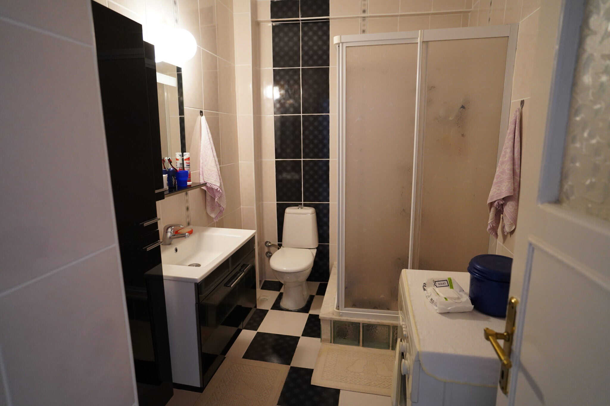 Mersin Erdemli Tömük Amasyalılar Sitesi Eşyalı Satılık 3+1 Bakımlı Daire