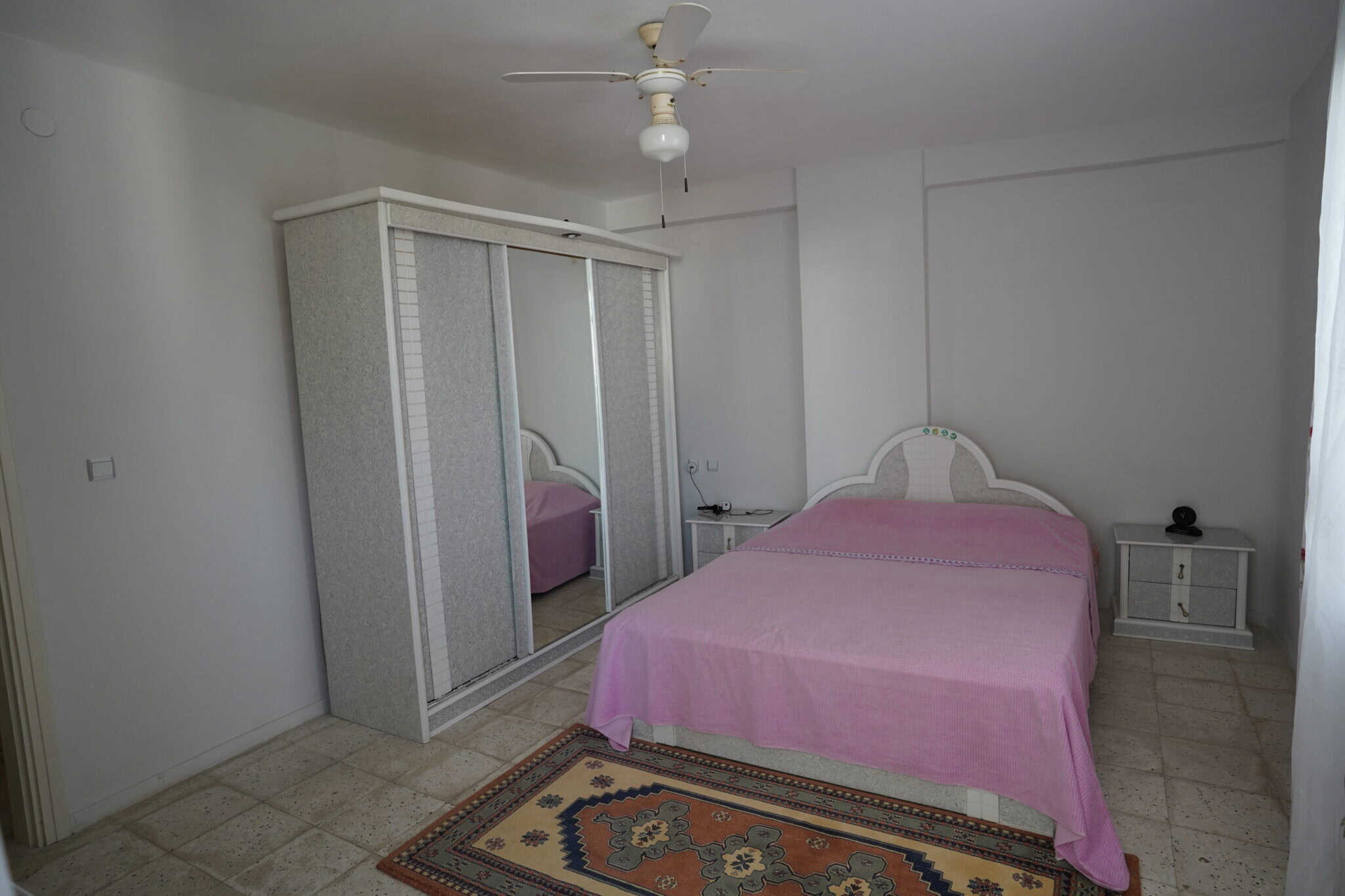 Mersin Erdemli Tömük Amasyalılar Sitesi Eşyalı Satılık 3+1 Bakımlı Daire