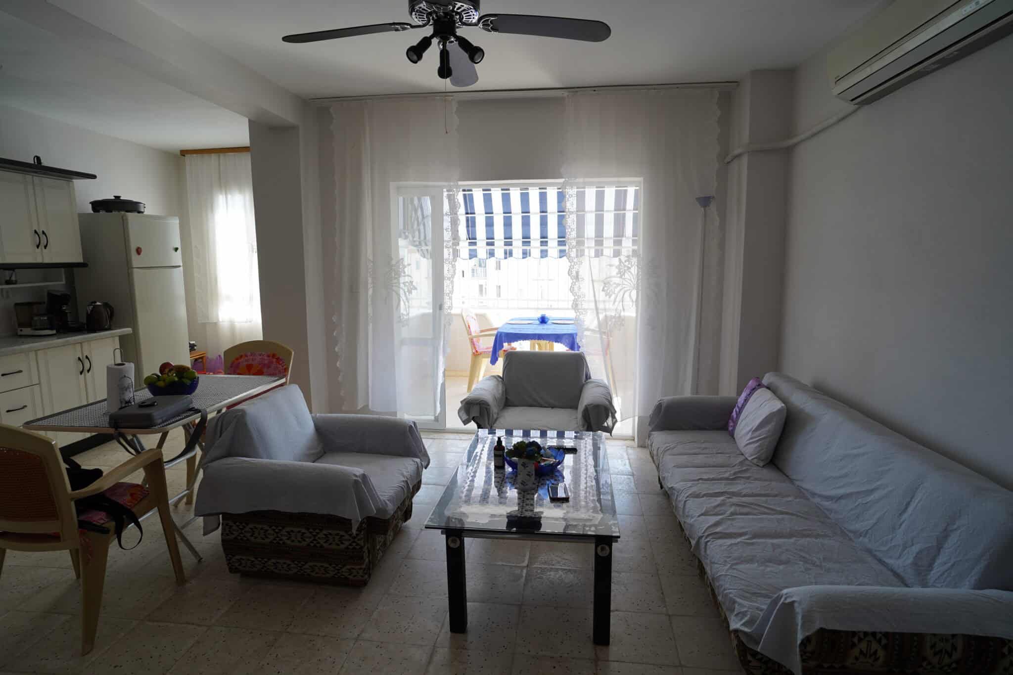 Mersin Erdemli Tömük Amasyalılar Sitesi Eşyalı Satılık 3+1 Bakımlı Daire