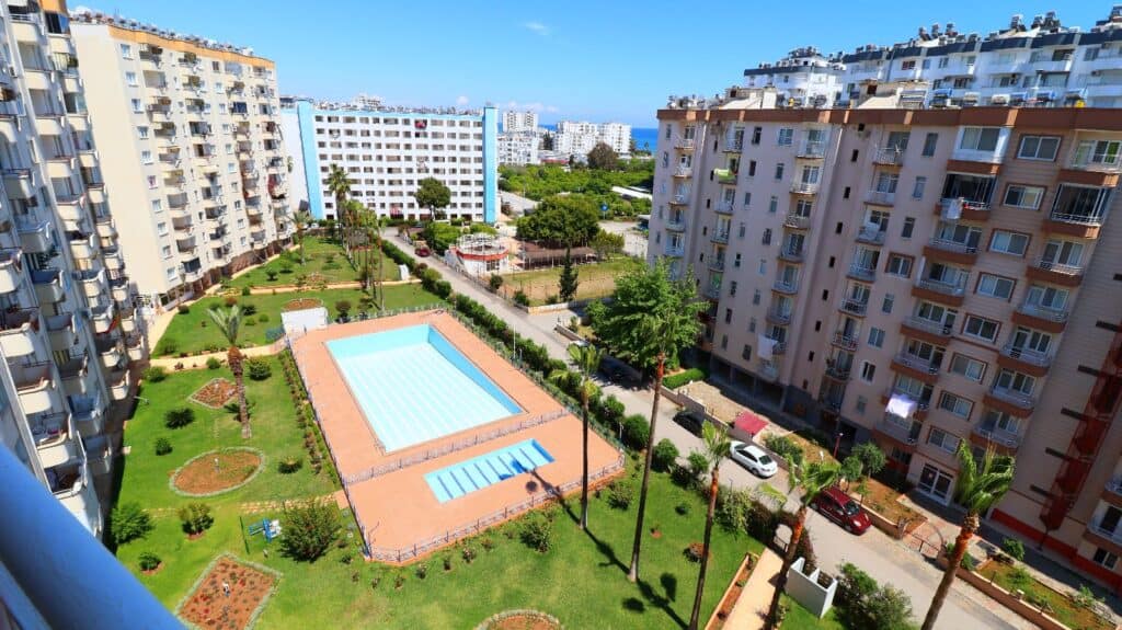 Mersin Erdemli Tömük Amasyalılar Sitesi Eşyalı Satılık 3+1 Bakımlı Daire