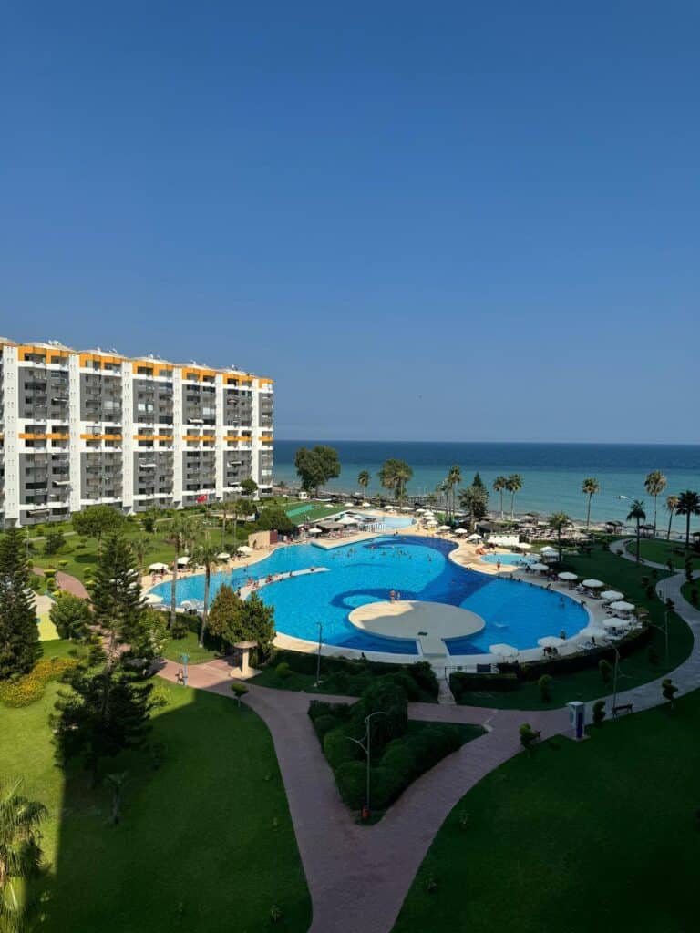 Mersin Erdemli Kargıpınarı Queenaba Sitesi E Blok Satılık Köşe Daire