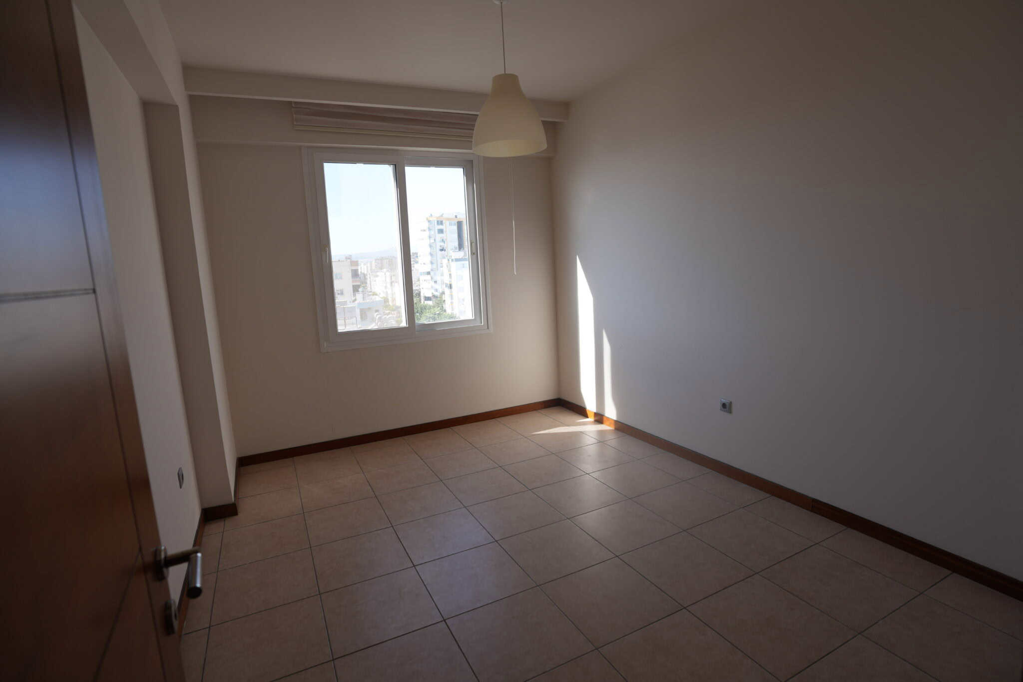 Mersin Erdemli Merkez Alatapark Sitesi Denize Sıfır Kiralık 4+1 Daire