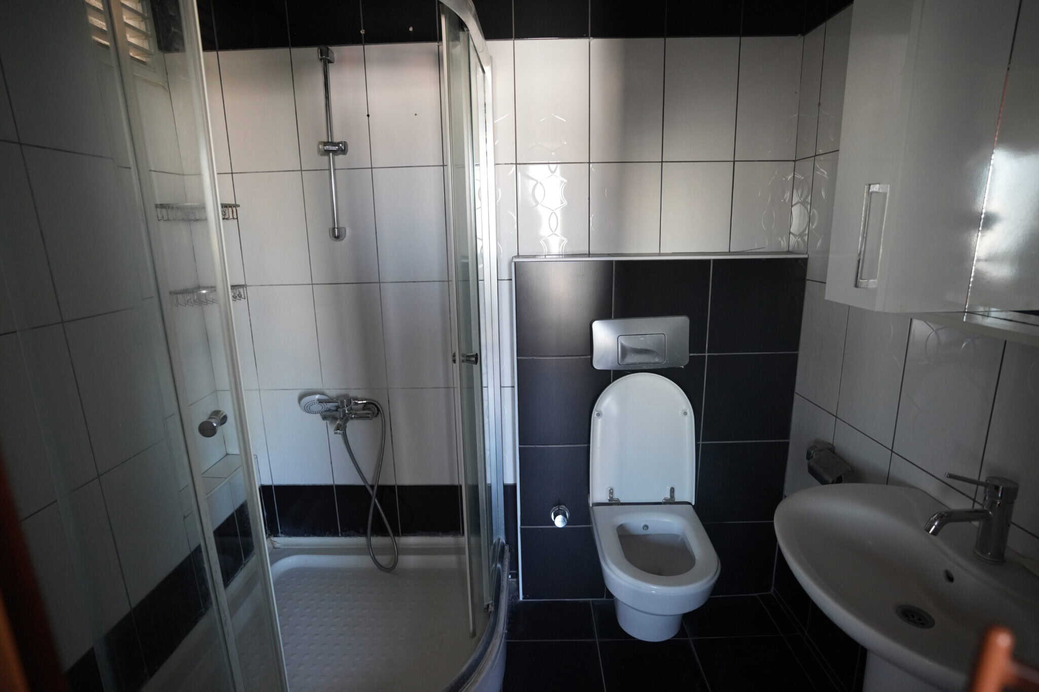 Mersin Erdemli Merkez Alatapark Sitesi Denize Sıfır Kiralık 4+1 Daire