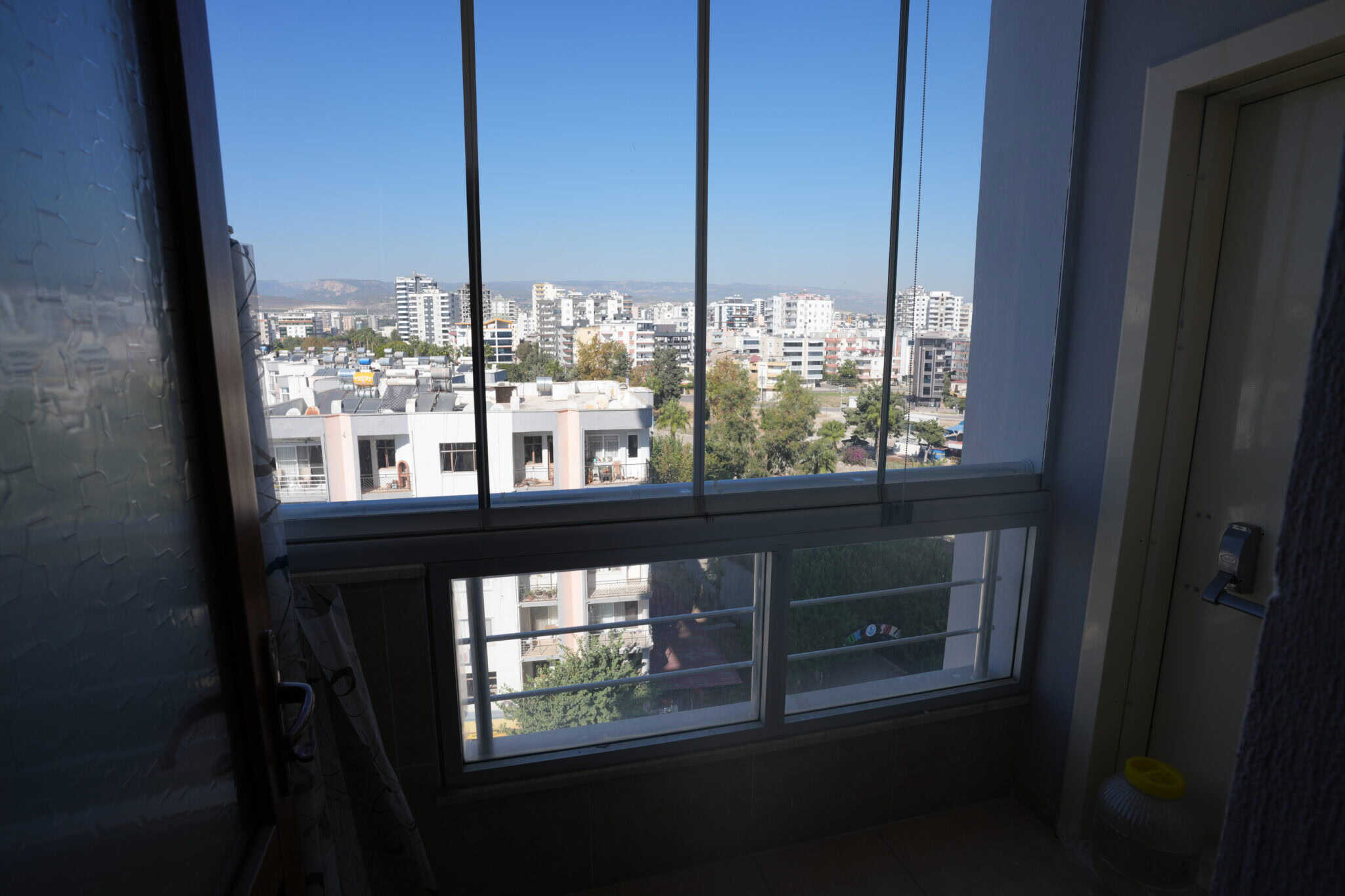 Mersin Erdemli Merkez Alatapark Sitesi Denize Sıfır Kiralık 4+1 Daire