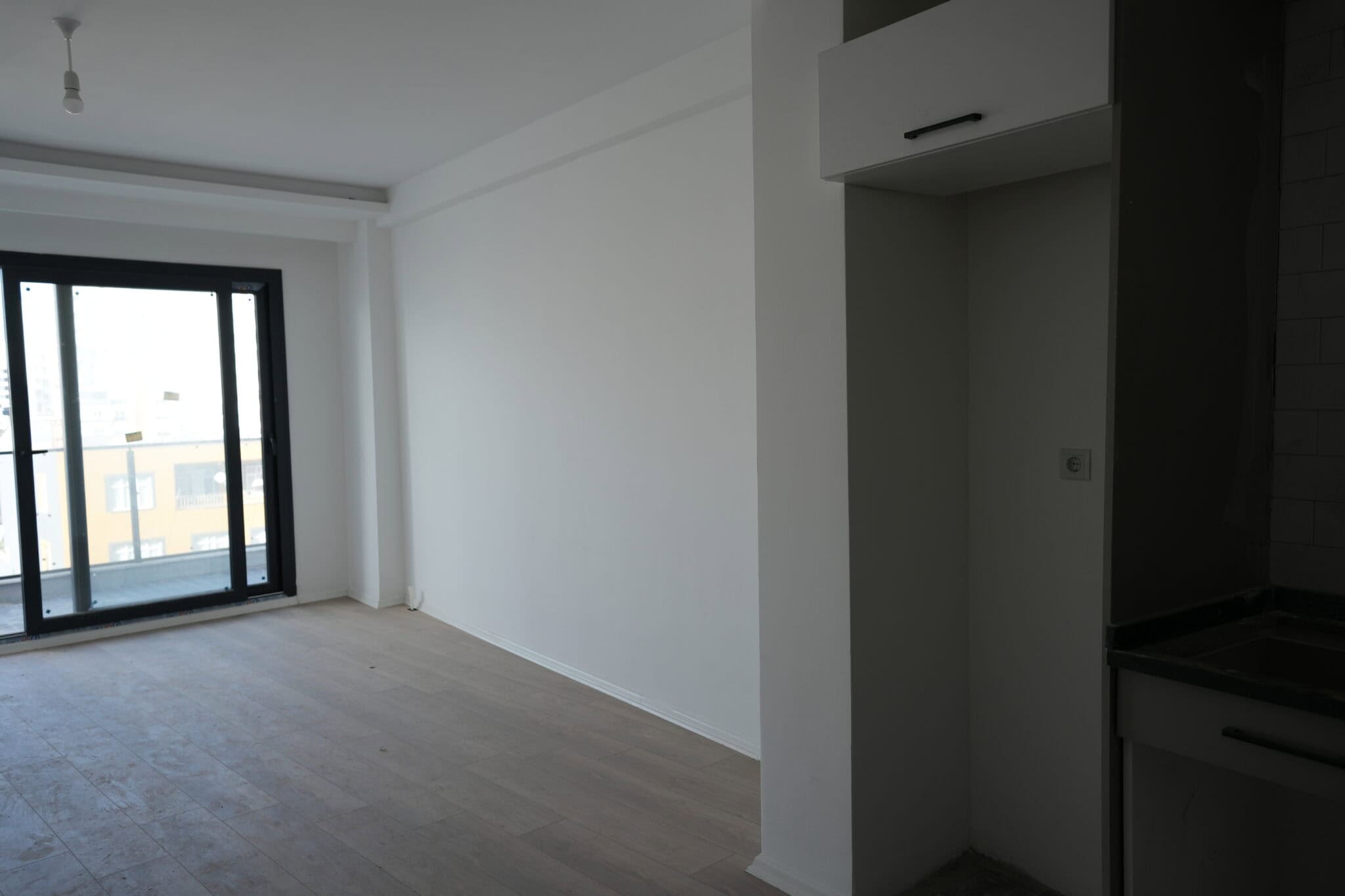 Mersin Erdemli Merkez New Suit Satılık 1+1 Sıfır Daire