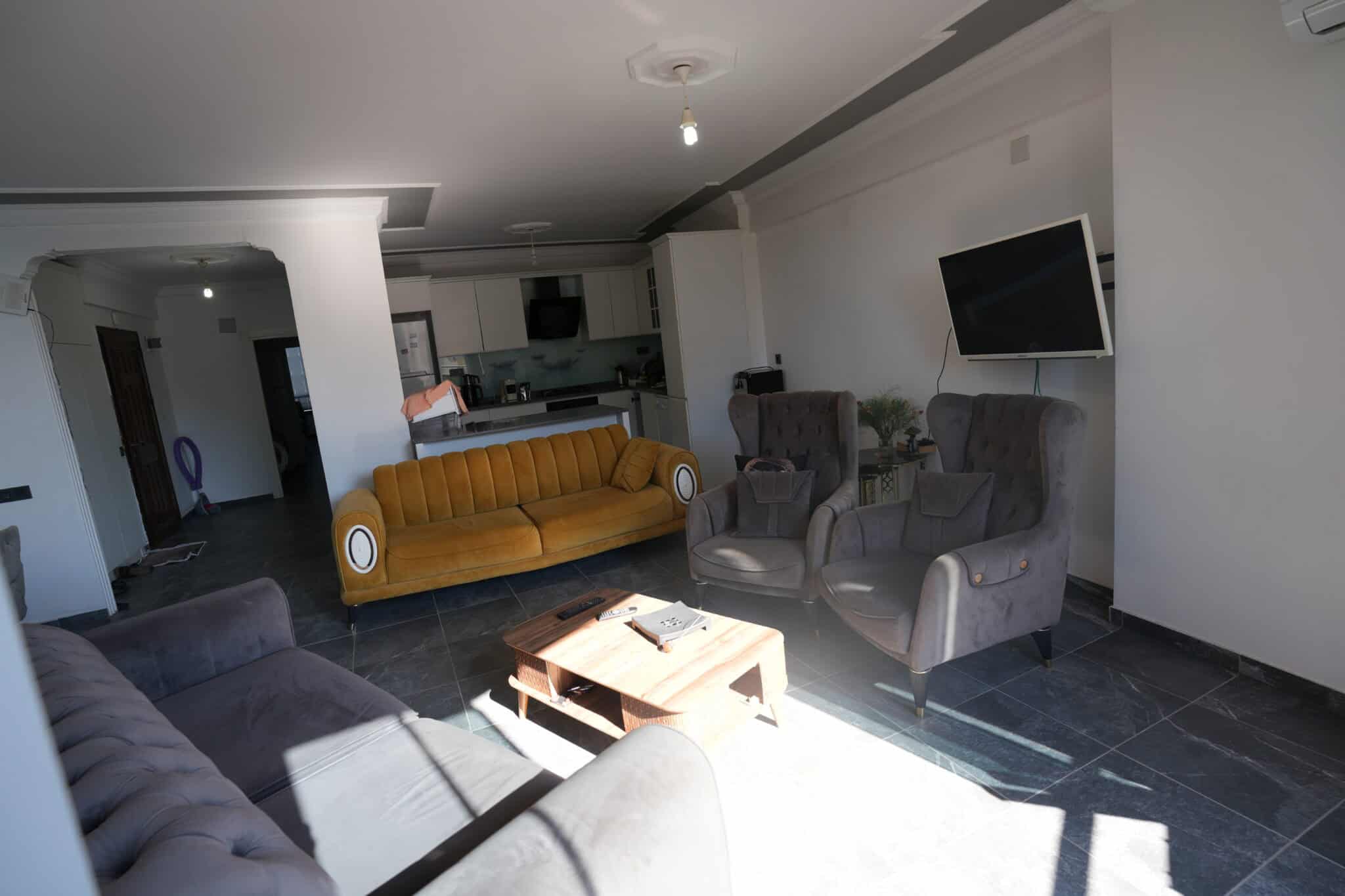 Mersin Erdemli Tömük Ziya Erden Sitesi  Satılık 2+1 Bakımlı Eşyalı Daire