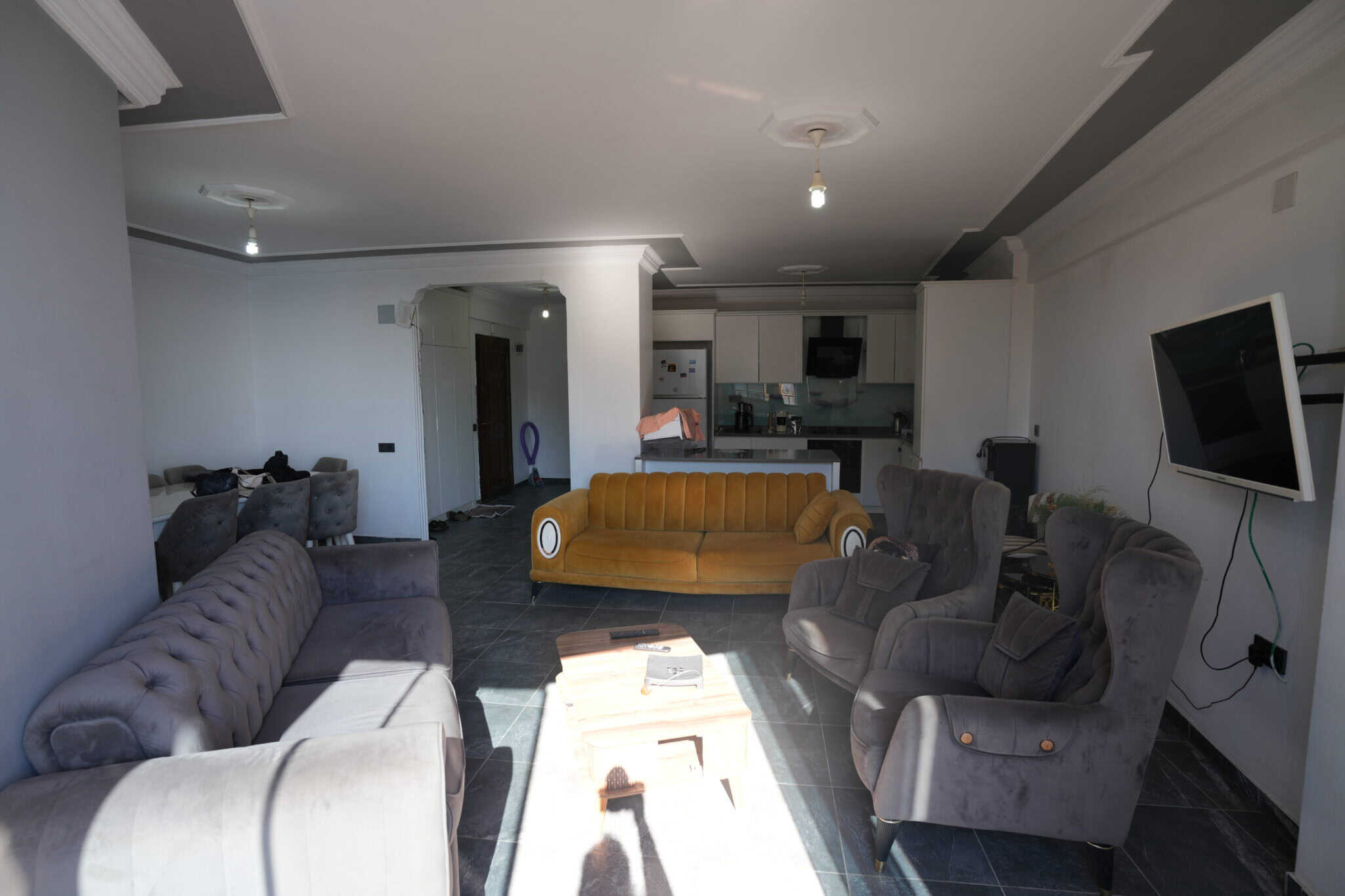 Mersin Erdemli Tömük Ziya Erden Sitesi  Satılık 2+1 Bakımlı Eşyalı Daire