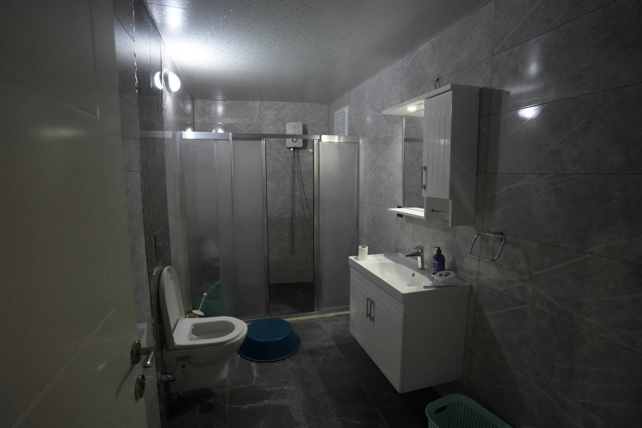 Mersin Erdemli Tömük Ziya Erden Sitesi  Satılık 2+1 Bakımlı Eşyalı Daire