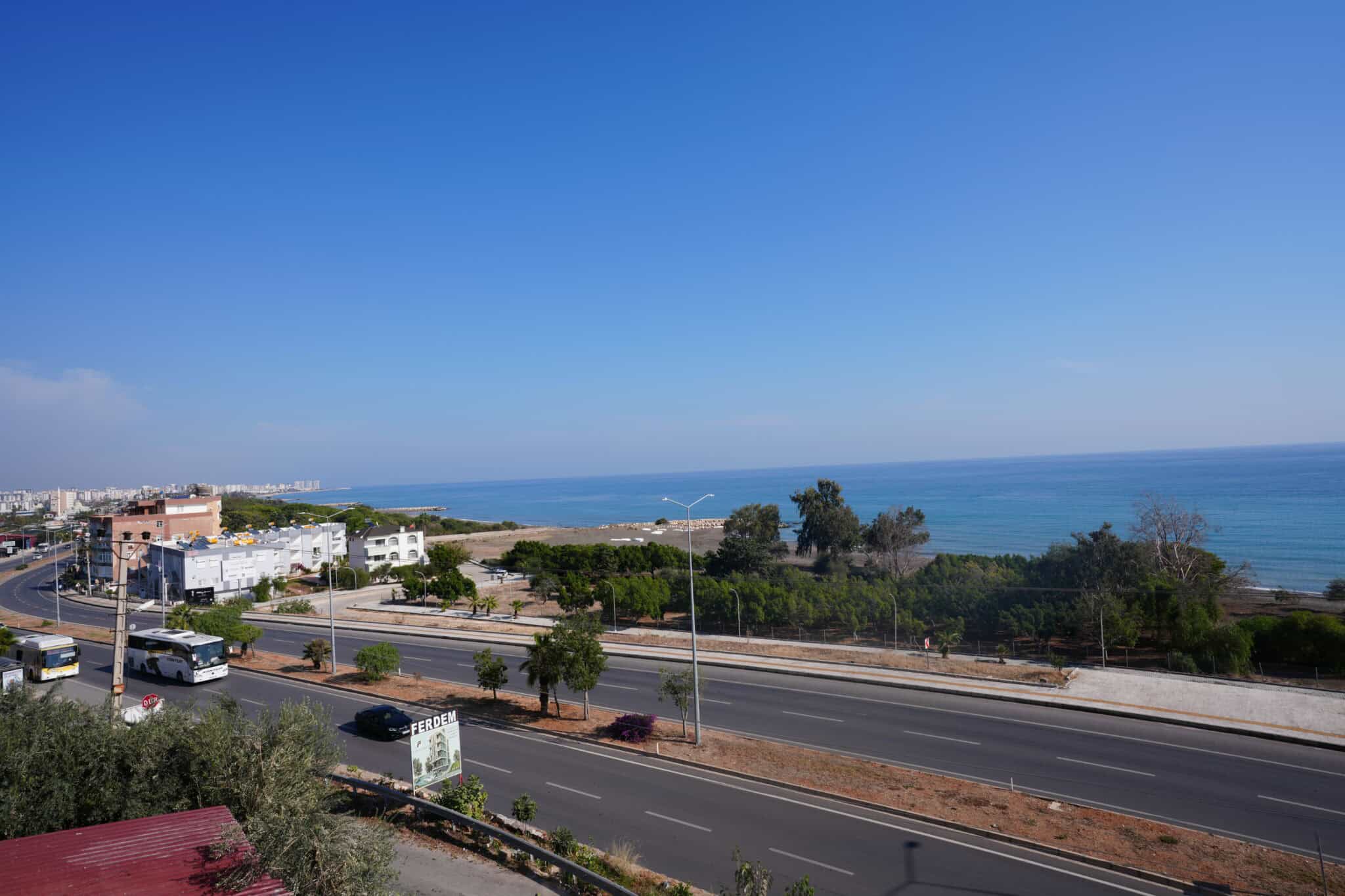 Mersin Erdemli Kocahasanlı Deniz Manzaralı Ön Cephe 1+1 Satılık Daire