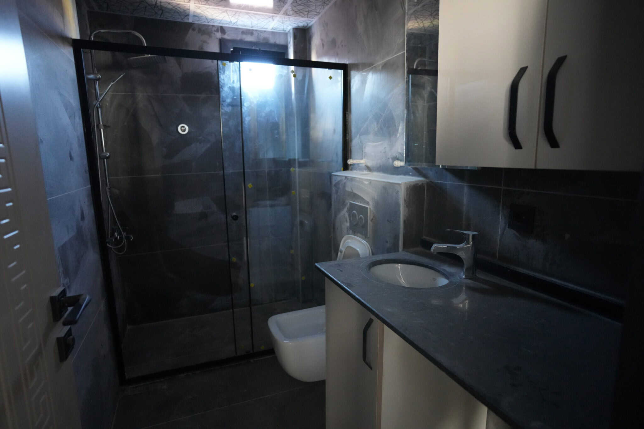 Mersin Erdemli Kocahasanlı Deniz Manzaralı Ön Cephe 1+1 Satılık Daire