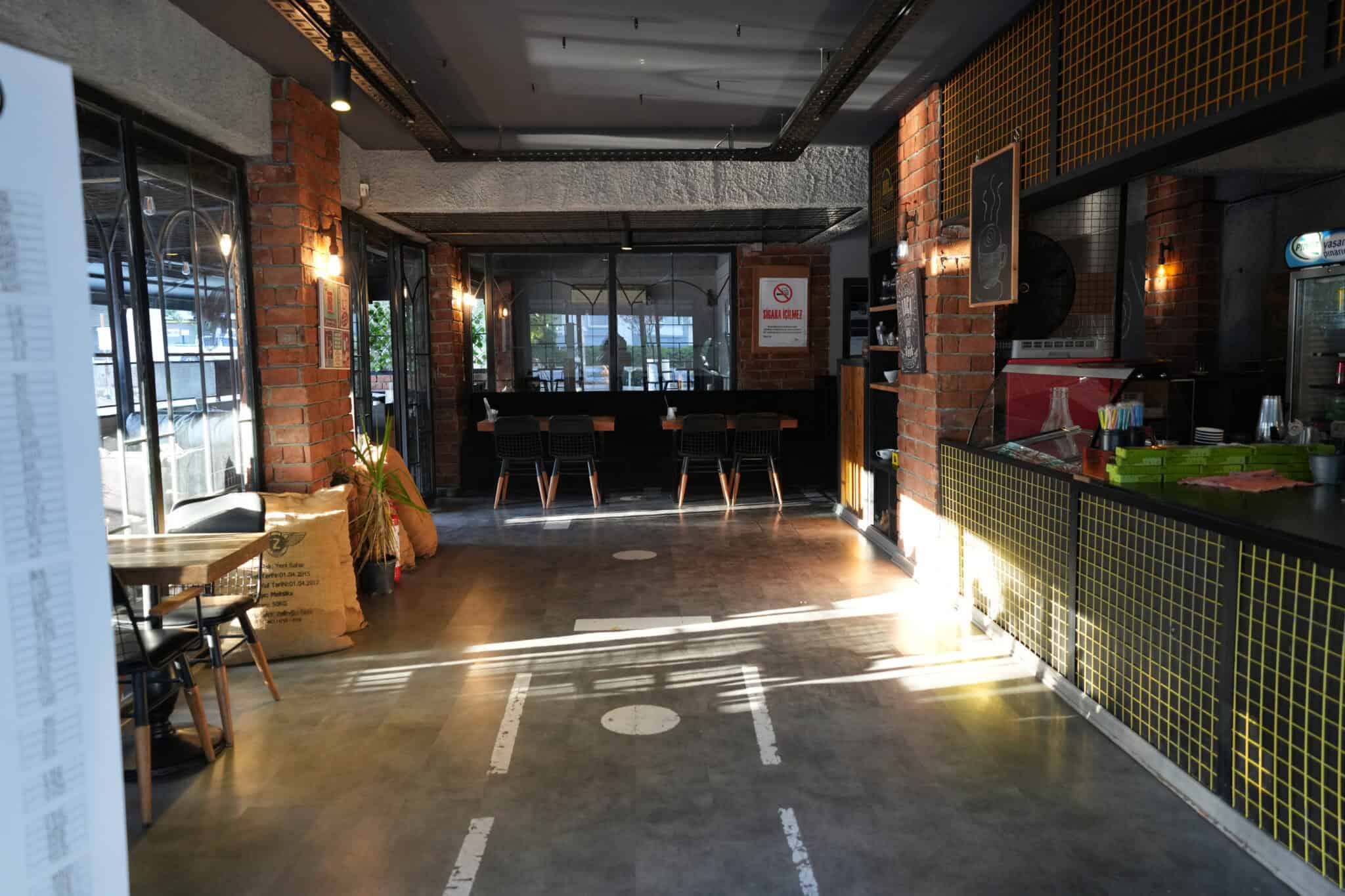 Mersin Erdemli Merkez Denize Yakın Devren Kiralık Cafe