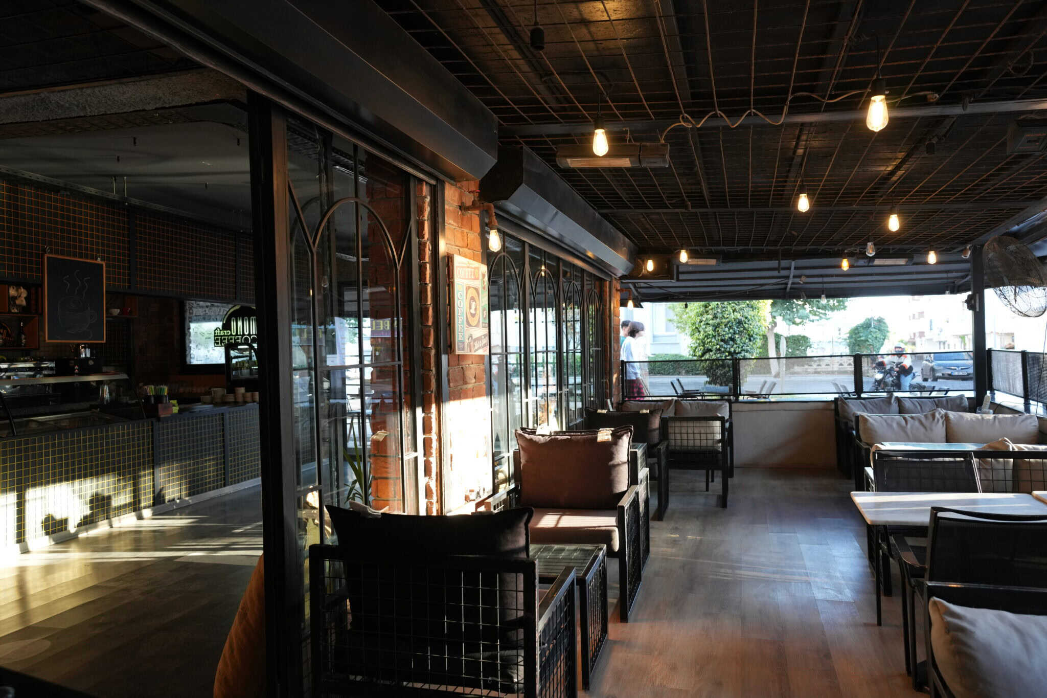 Mersin Erdemli Merkez Denize Yakın Devren Kiralık Cafe