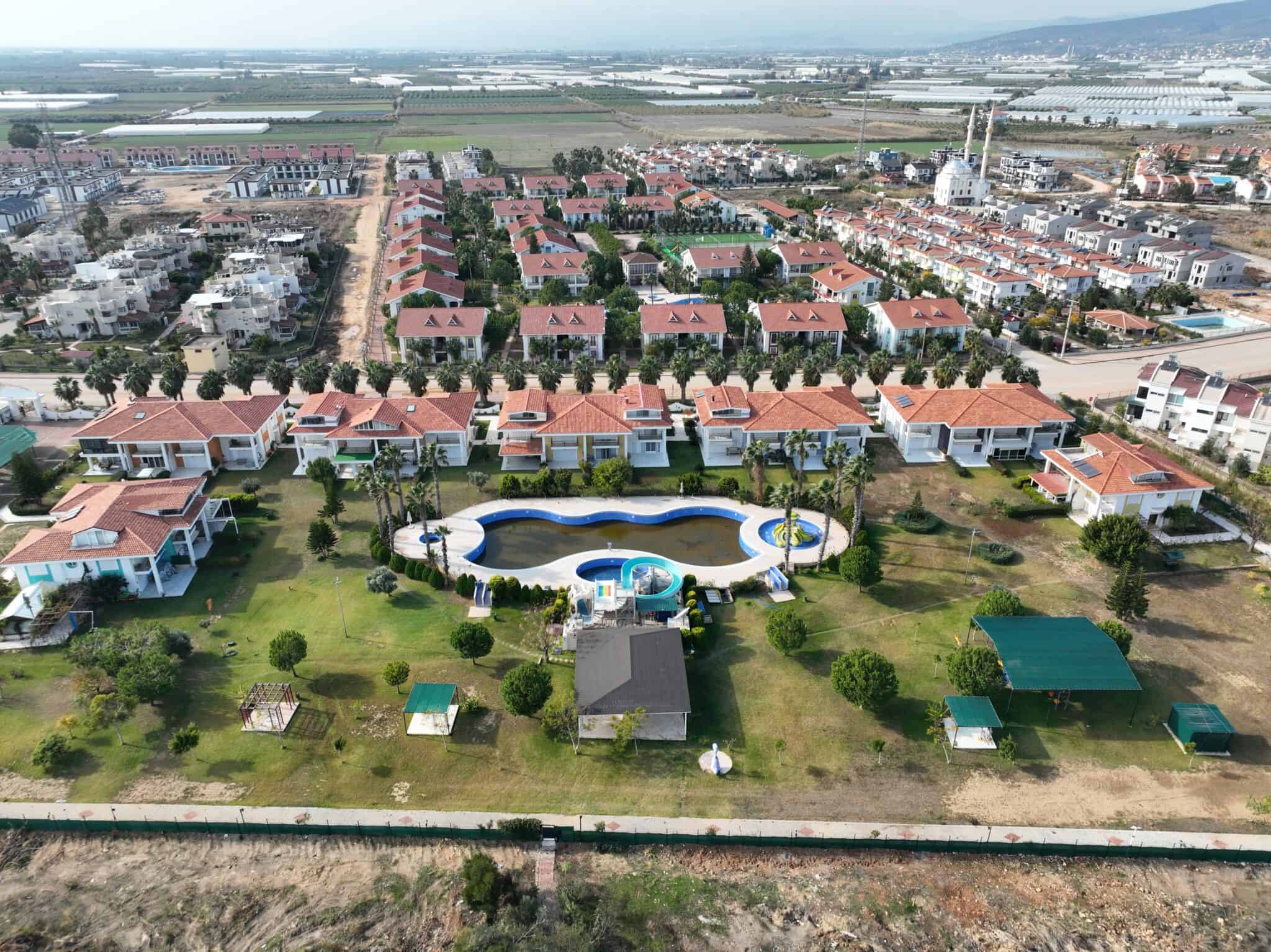 Mersin Silifke Altınkum Marpessa Vip 1 Sitesi Satılık 4+1 Villa