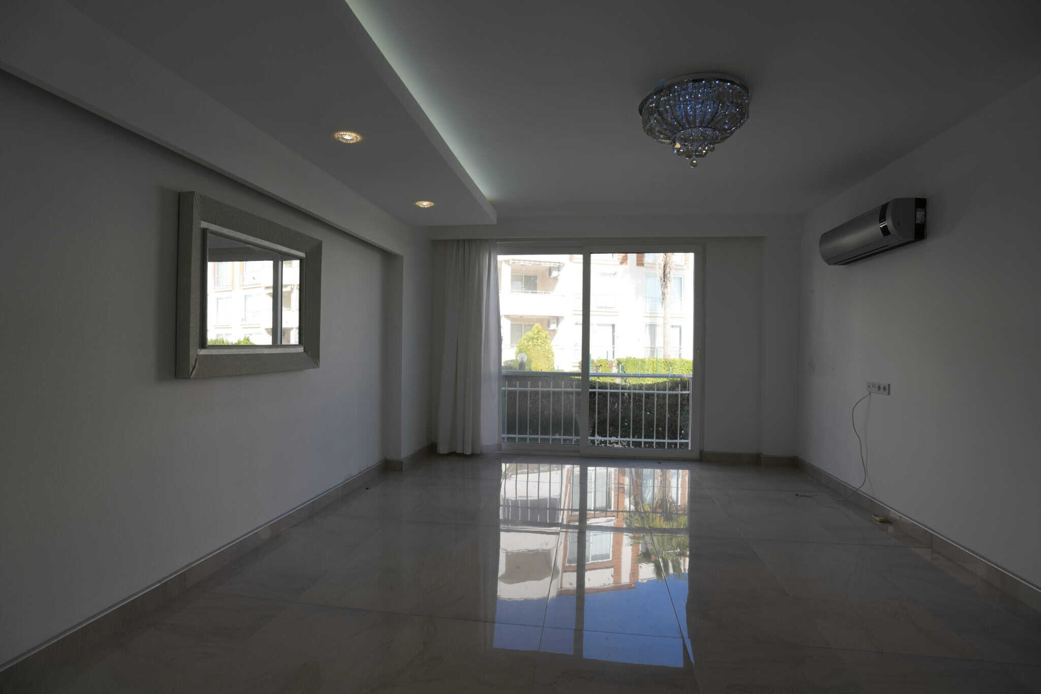Mersin Erdemli Altınportakal Sitesi Satılık 3+1 Bahçe Katı Daire