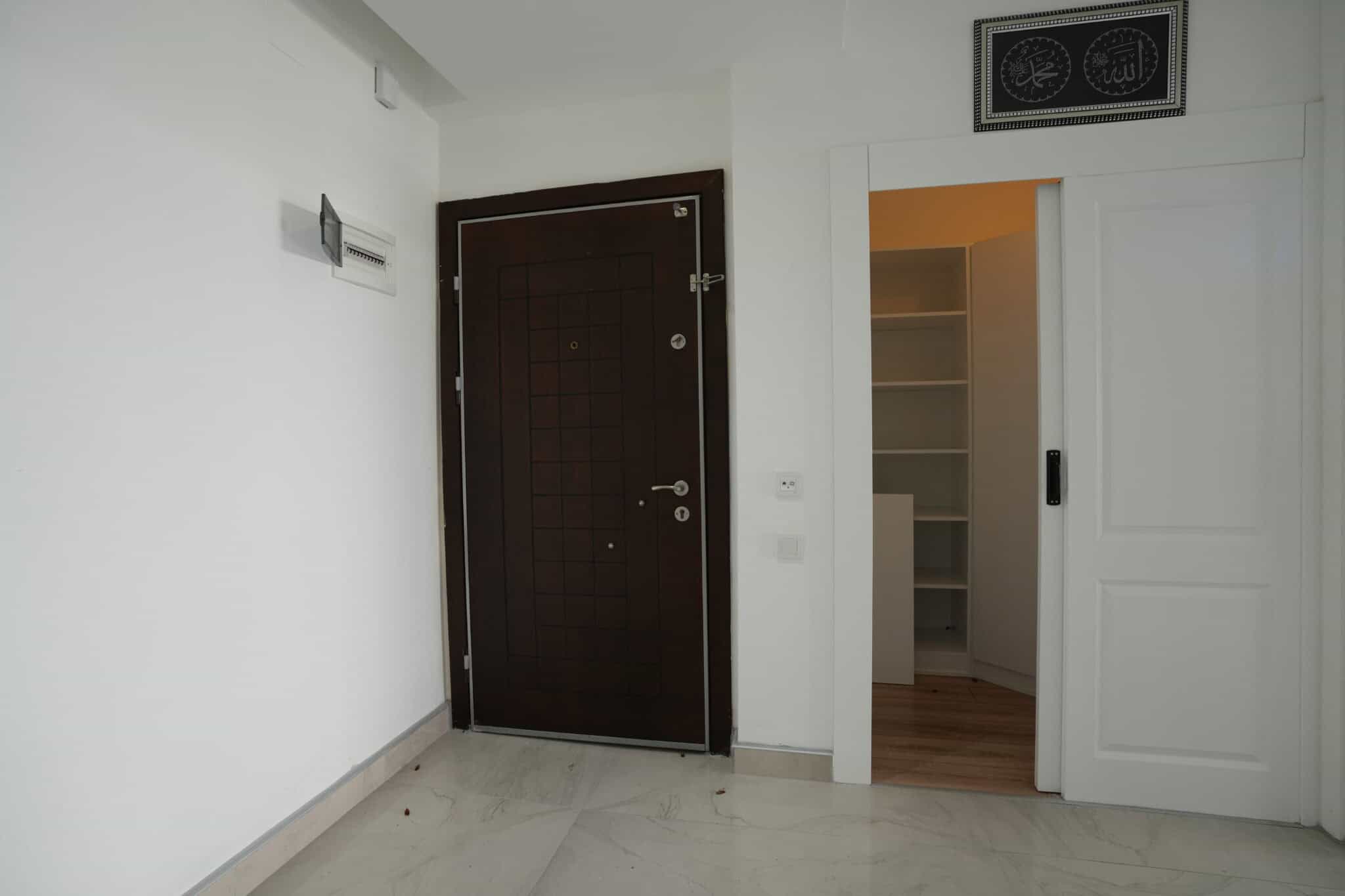 Mersin Erdemli Altınportakal Sitesi Satılık 3+1 Bahçe Katı Daire